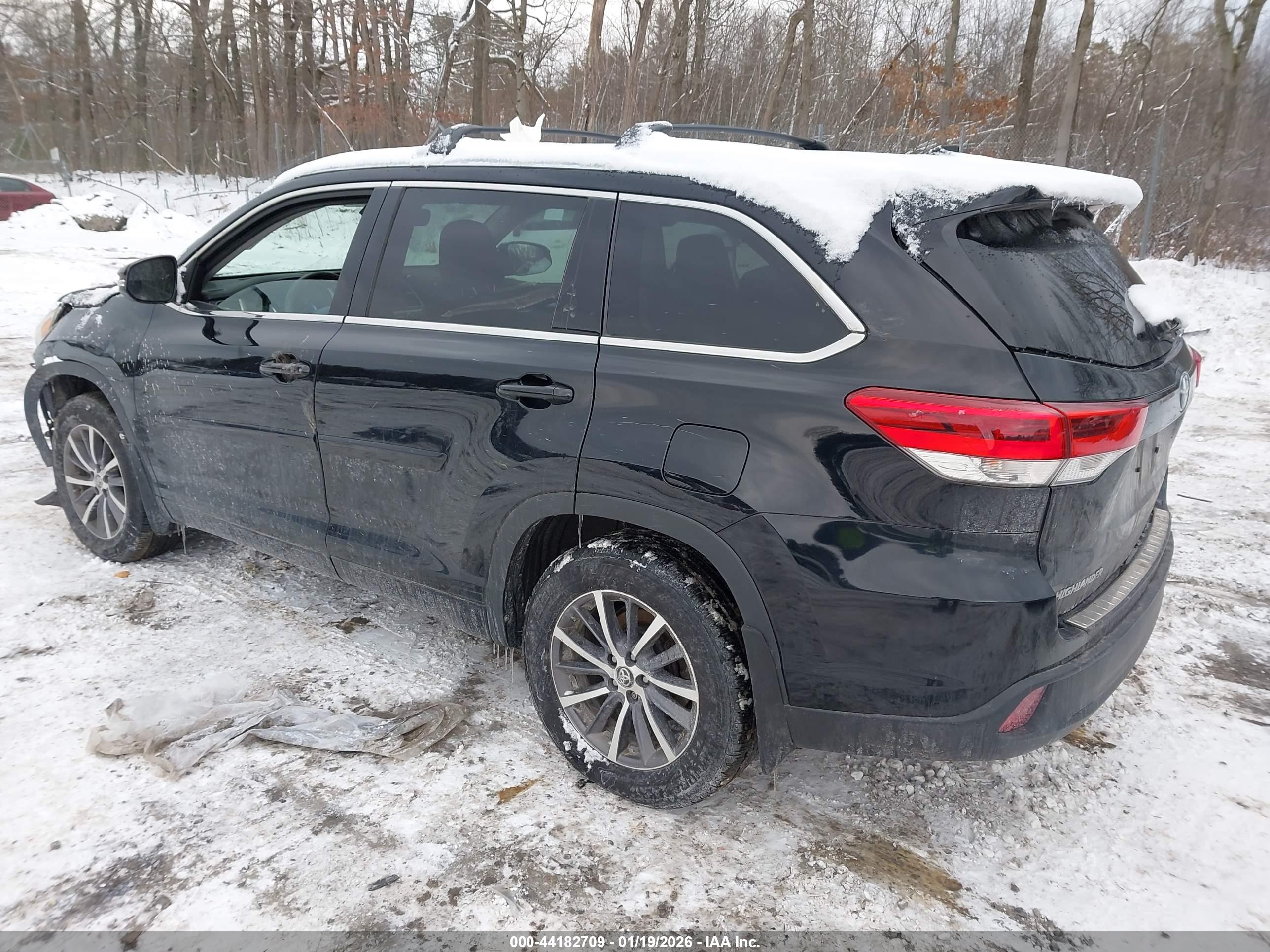 TOYOTA HIGHLANDER image 3