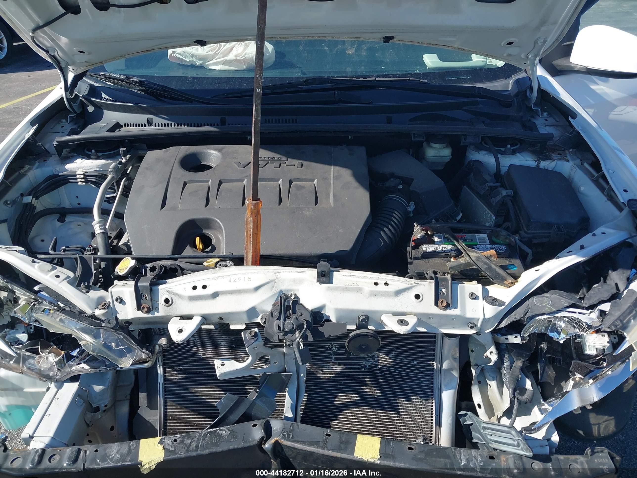 TOYOTA COROLLA image 10