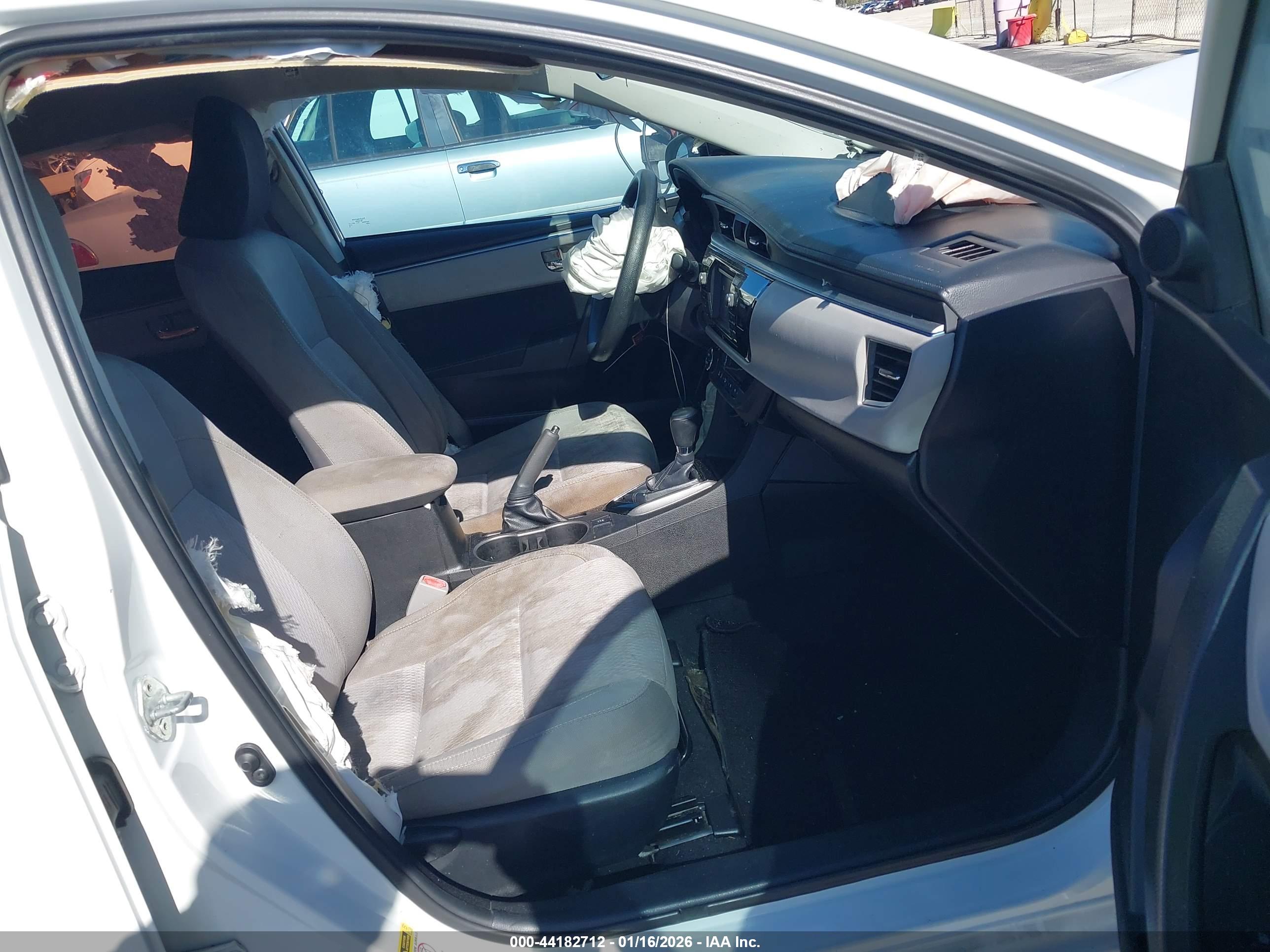 TOYOTA COROLLA image 5