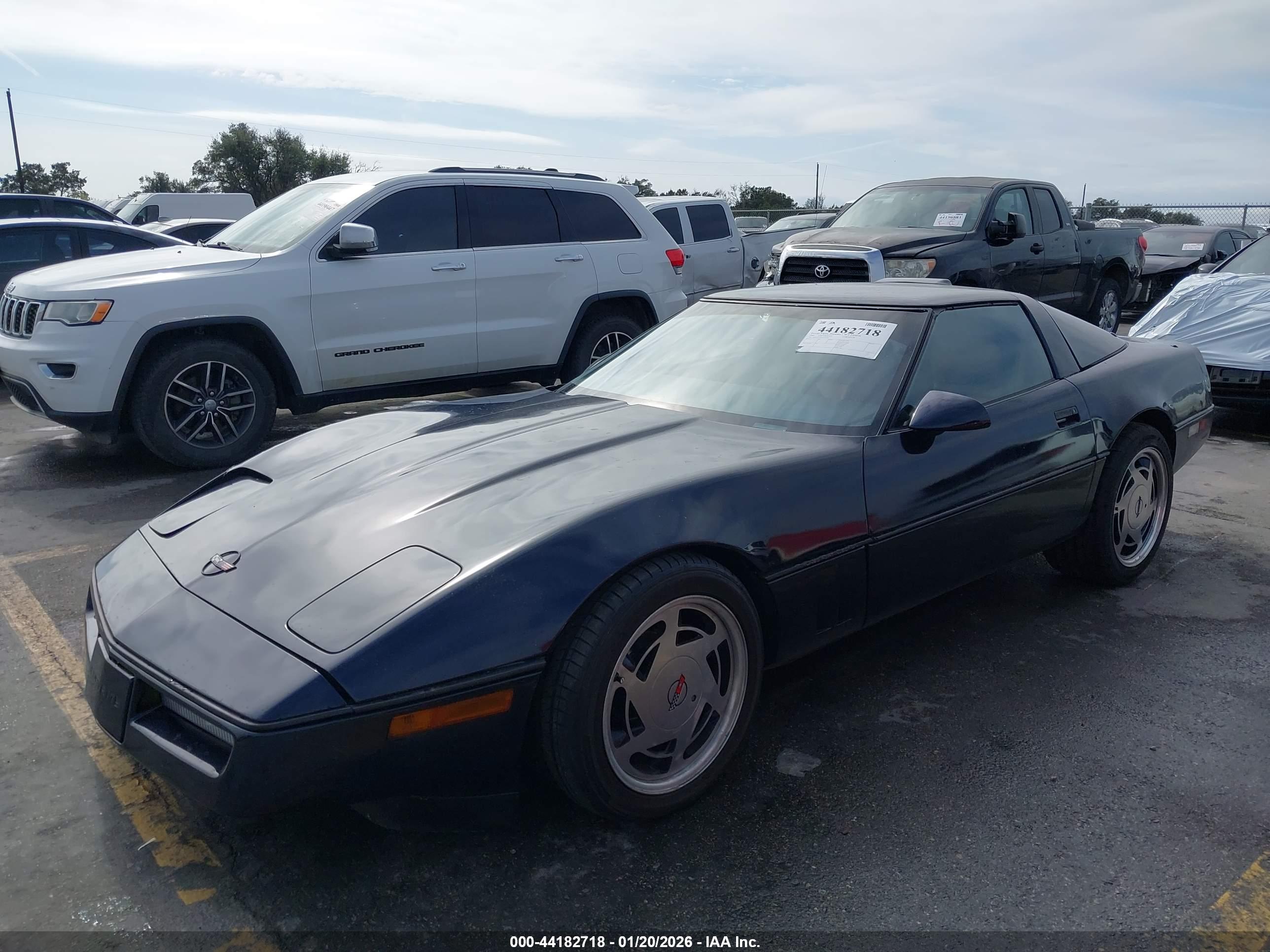 CHEVROLET CORVETTE image 2
