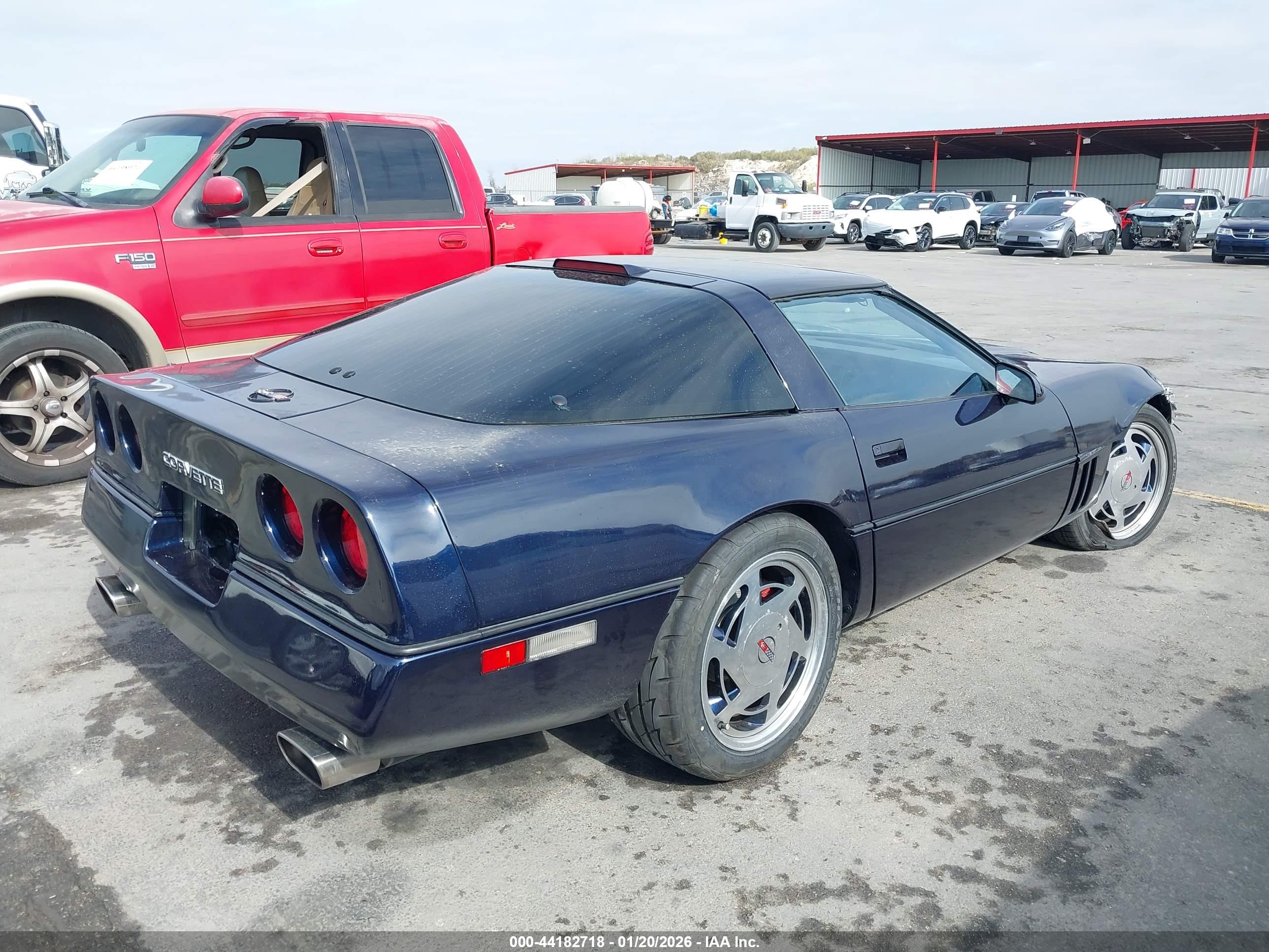 CHEVROLET CORVETTE image 4