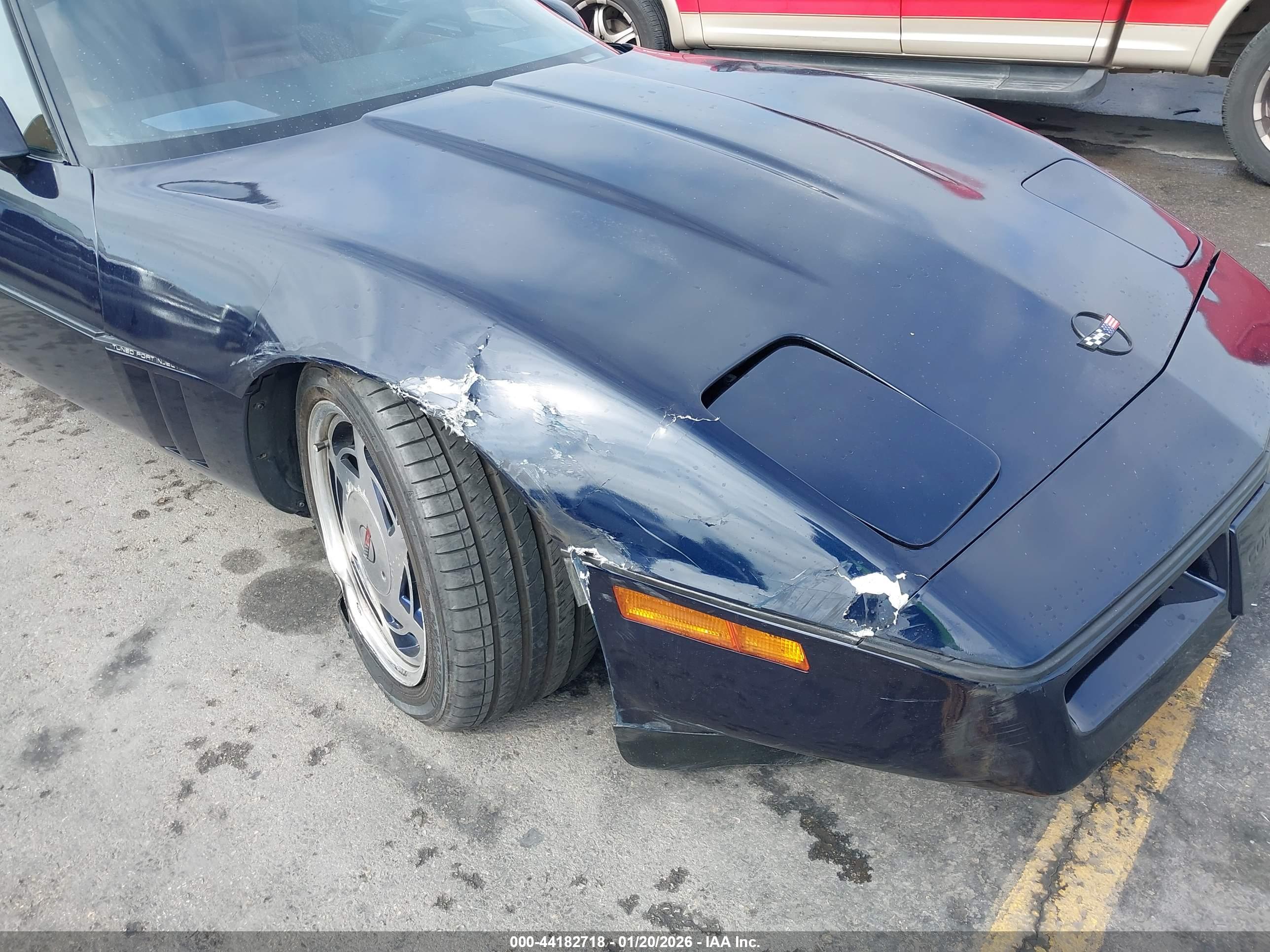 CHEVROLET CORVETTE image 6