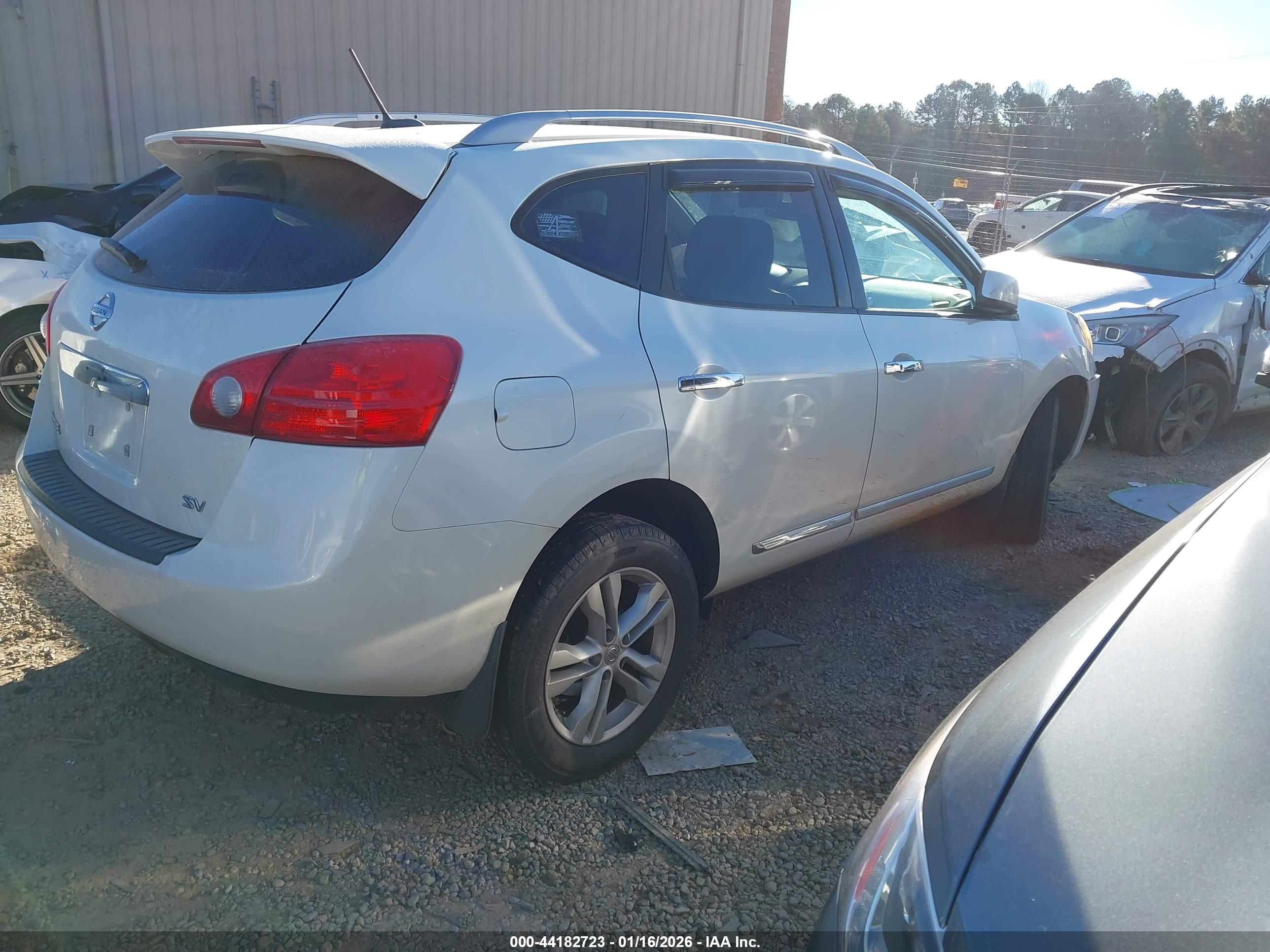 NISSAN ROGUE image 4