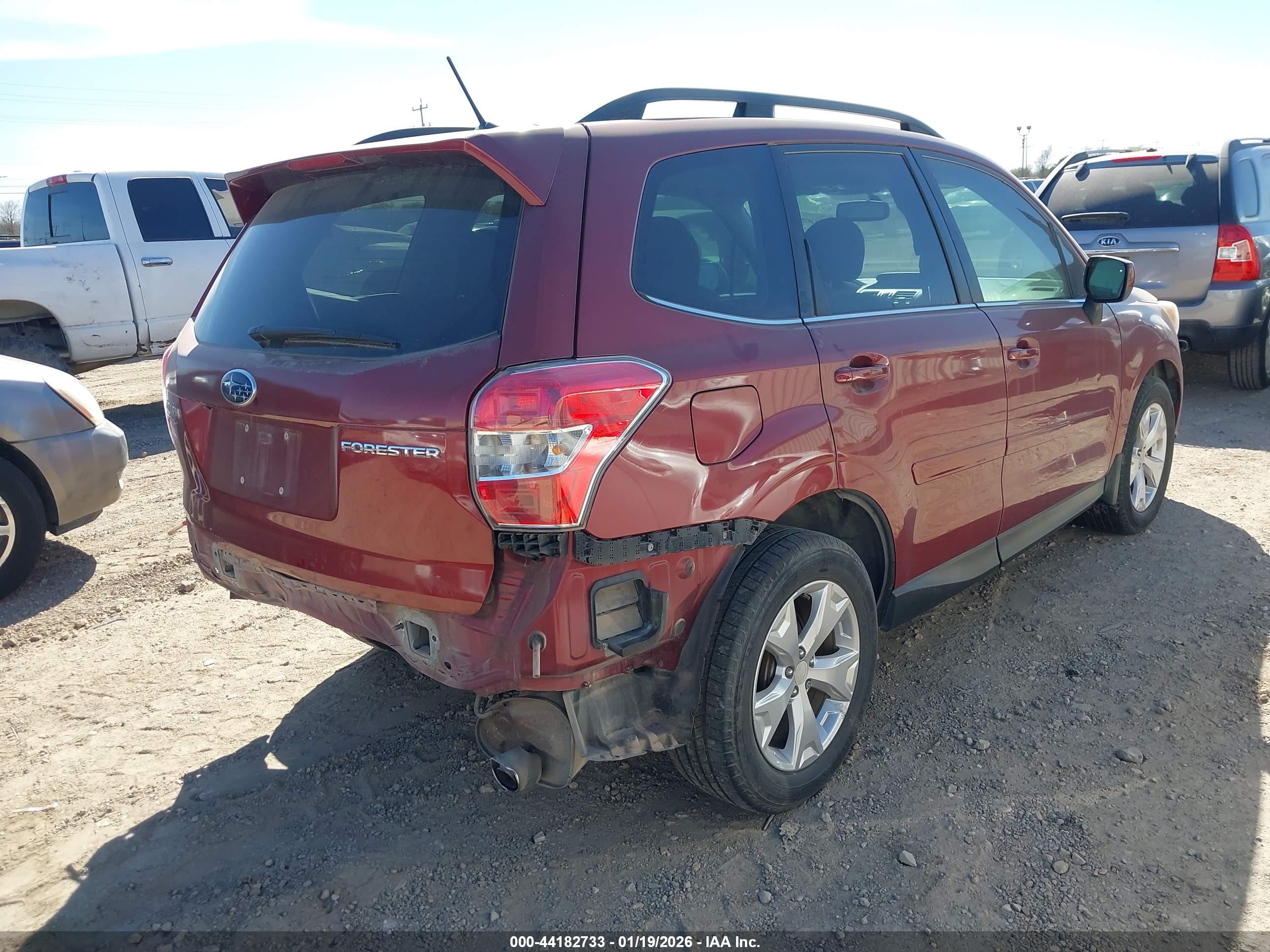 SUBARU FORESTER image 4