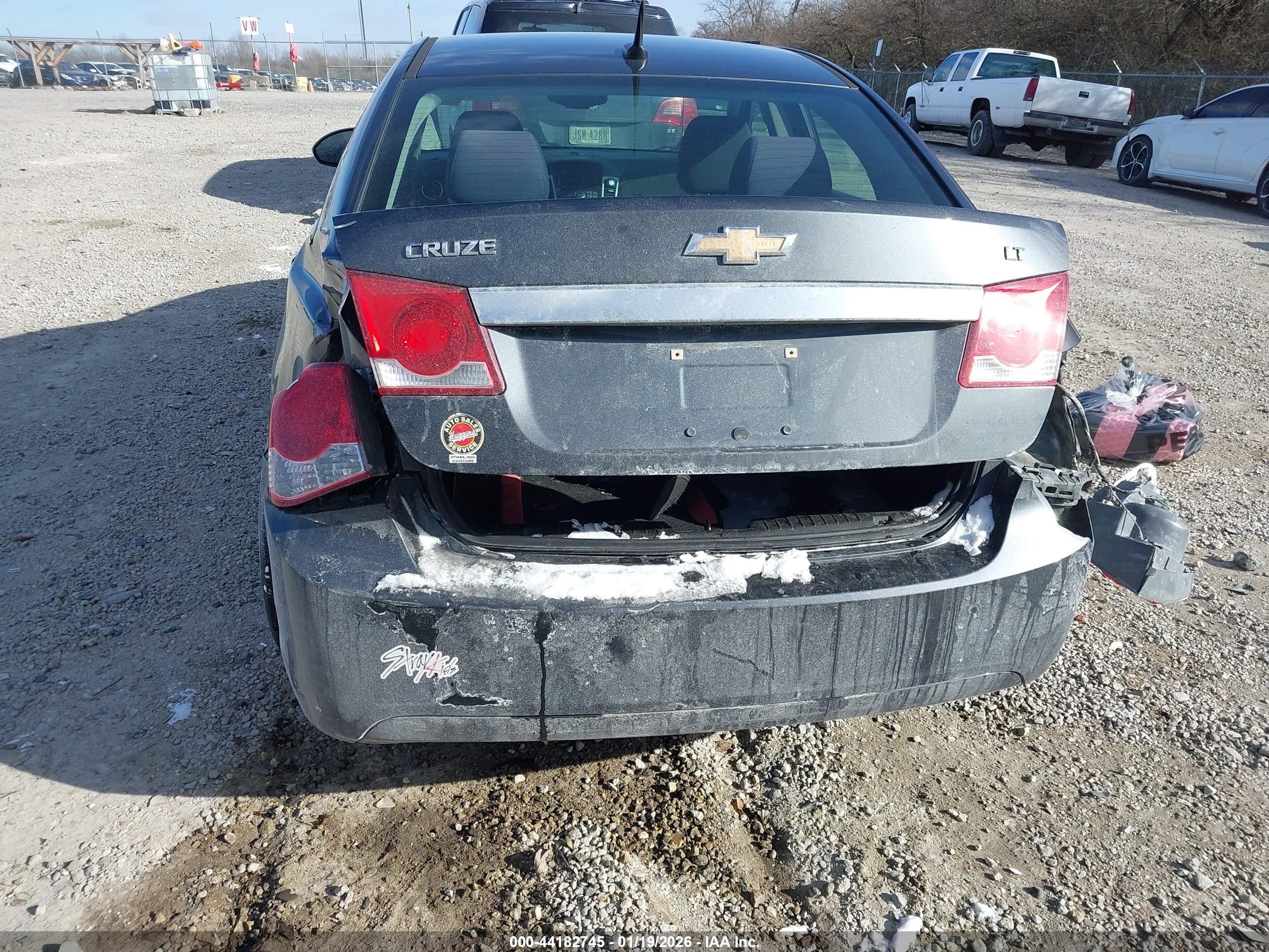 CHEVROLET CRUZE image 6