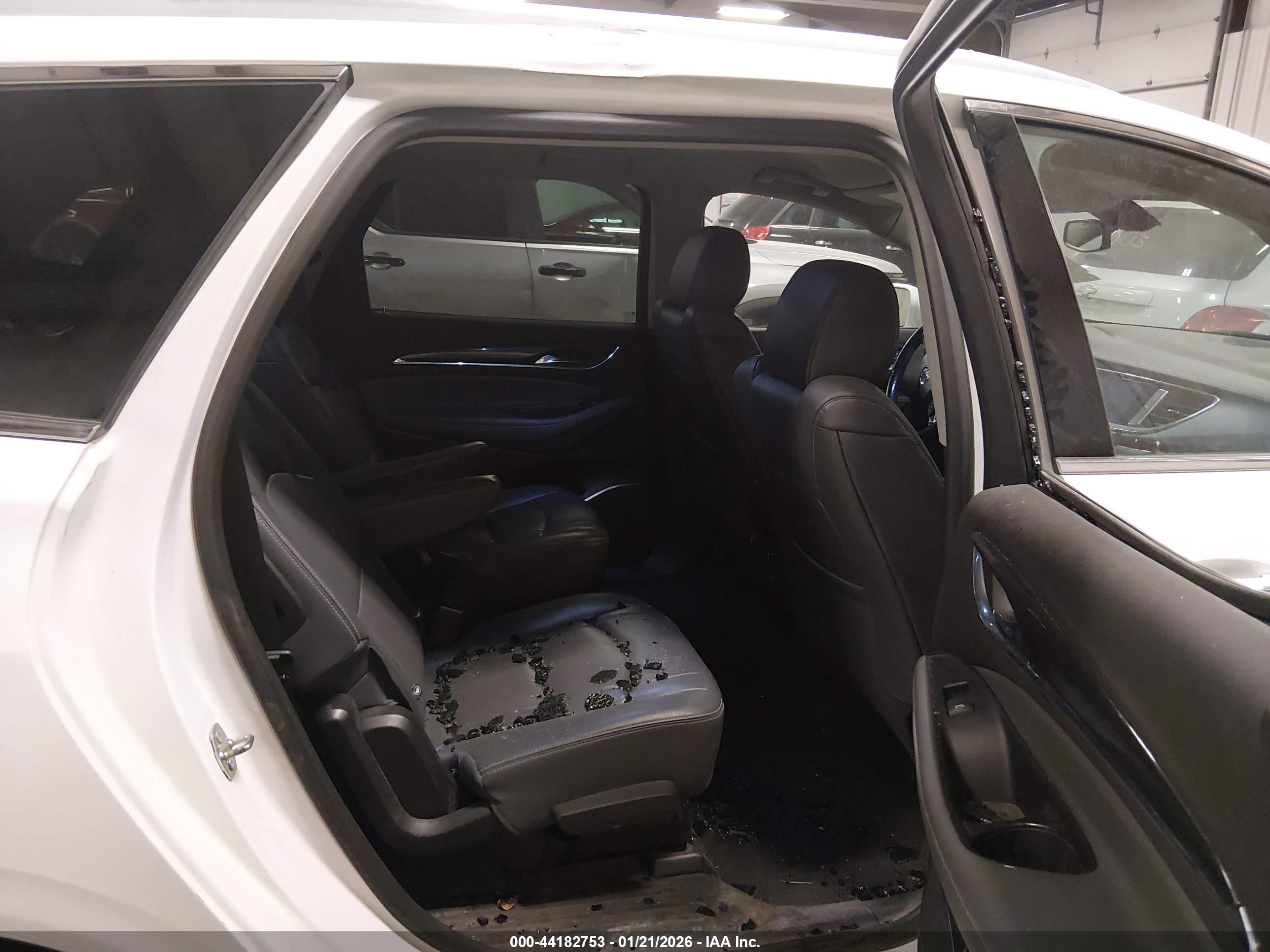 BUICK ENCLAVE image 8