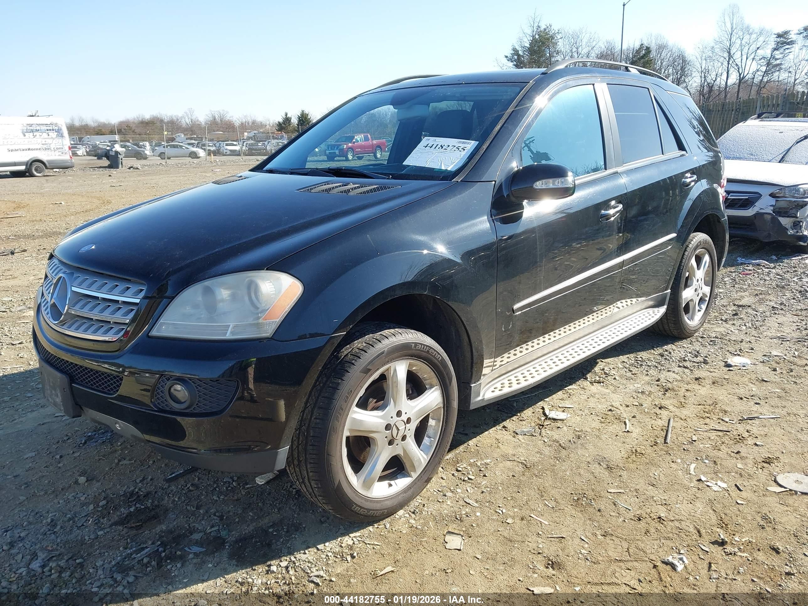 MERCEDES-BENZ ML image 2