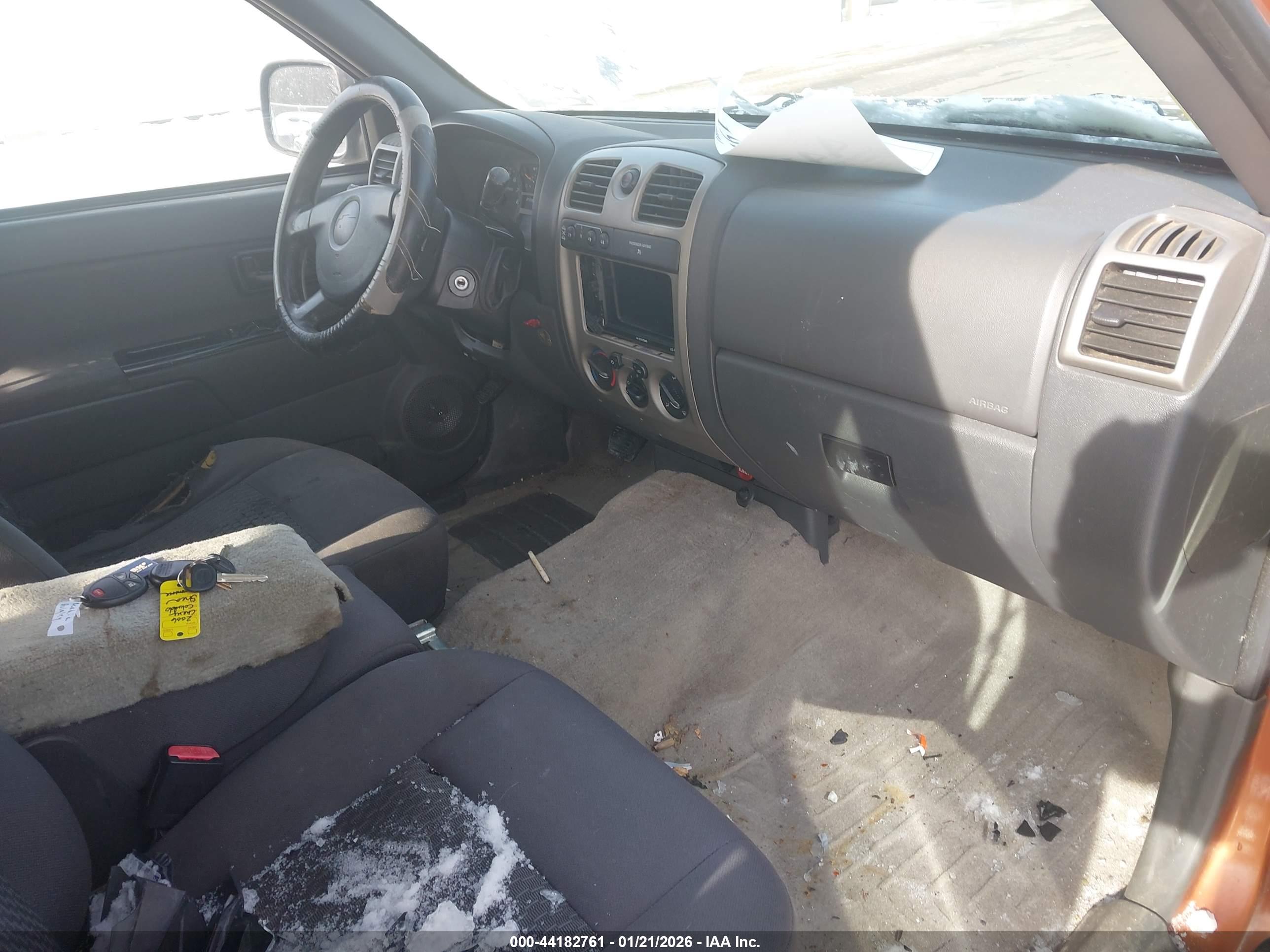 CHEVROLET COLORADO image 5