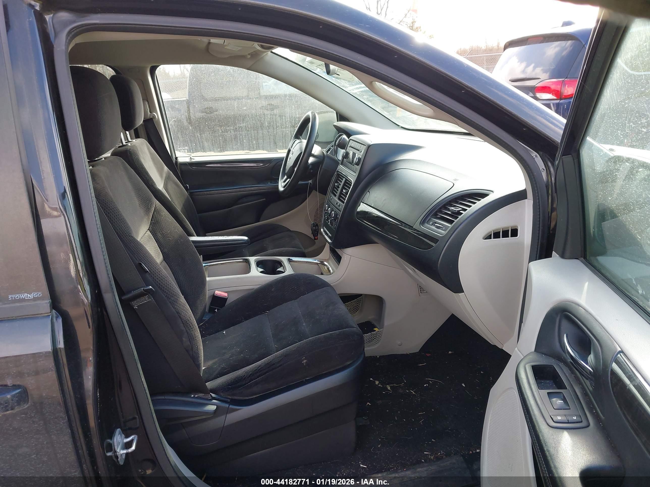 DODGE GRAND image 5
