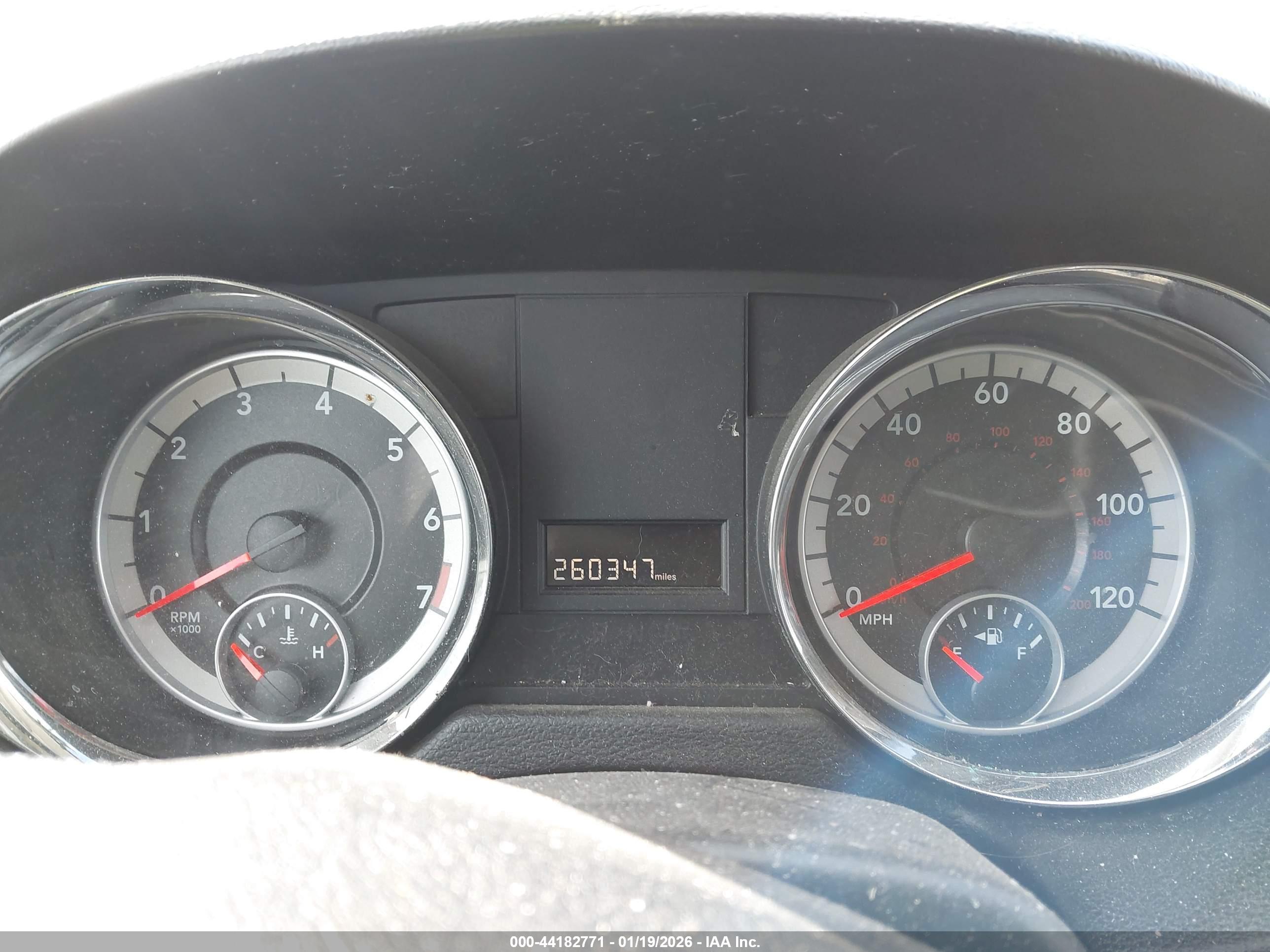 DODGE GRAND image 7