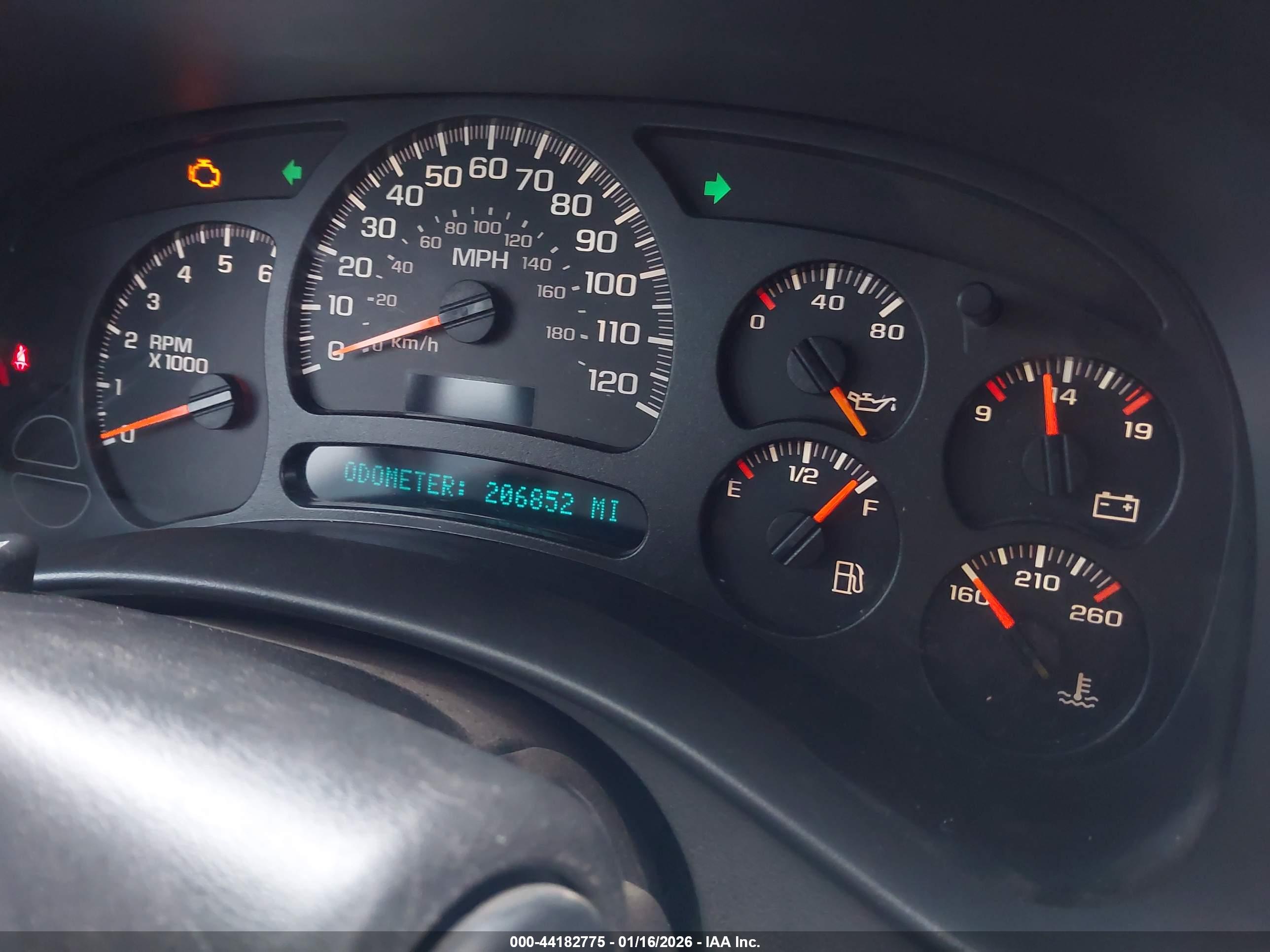 CHEVROLET SILVERADO image 7