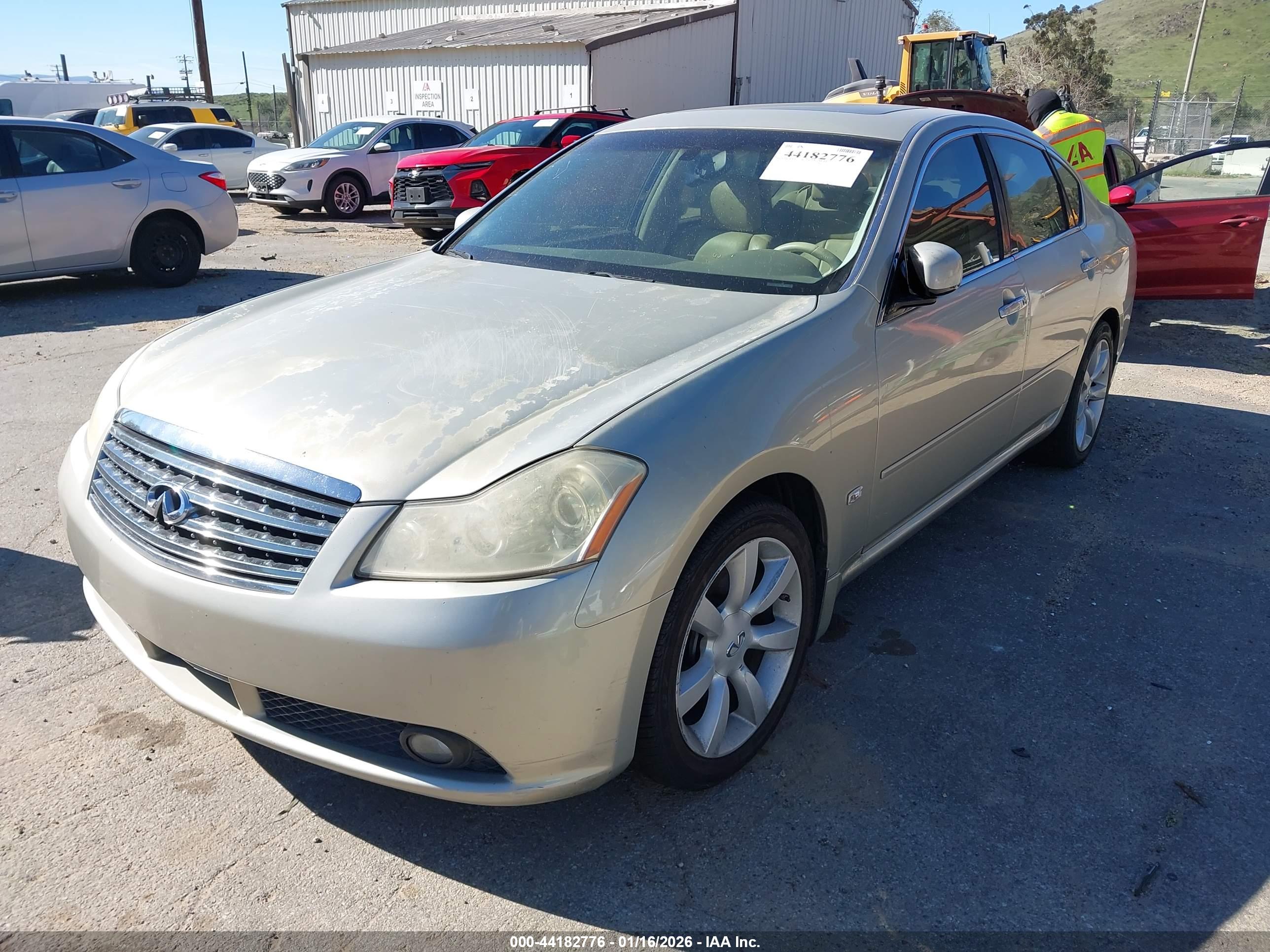 INFINITI M35 image 2
