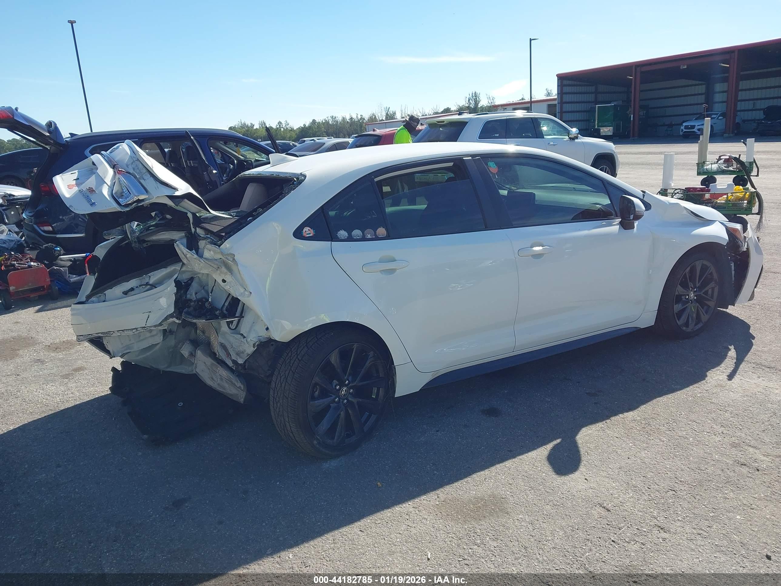 TOYOTA COROLLA image 4