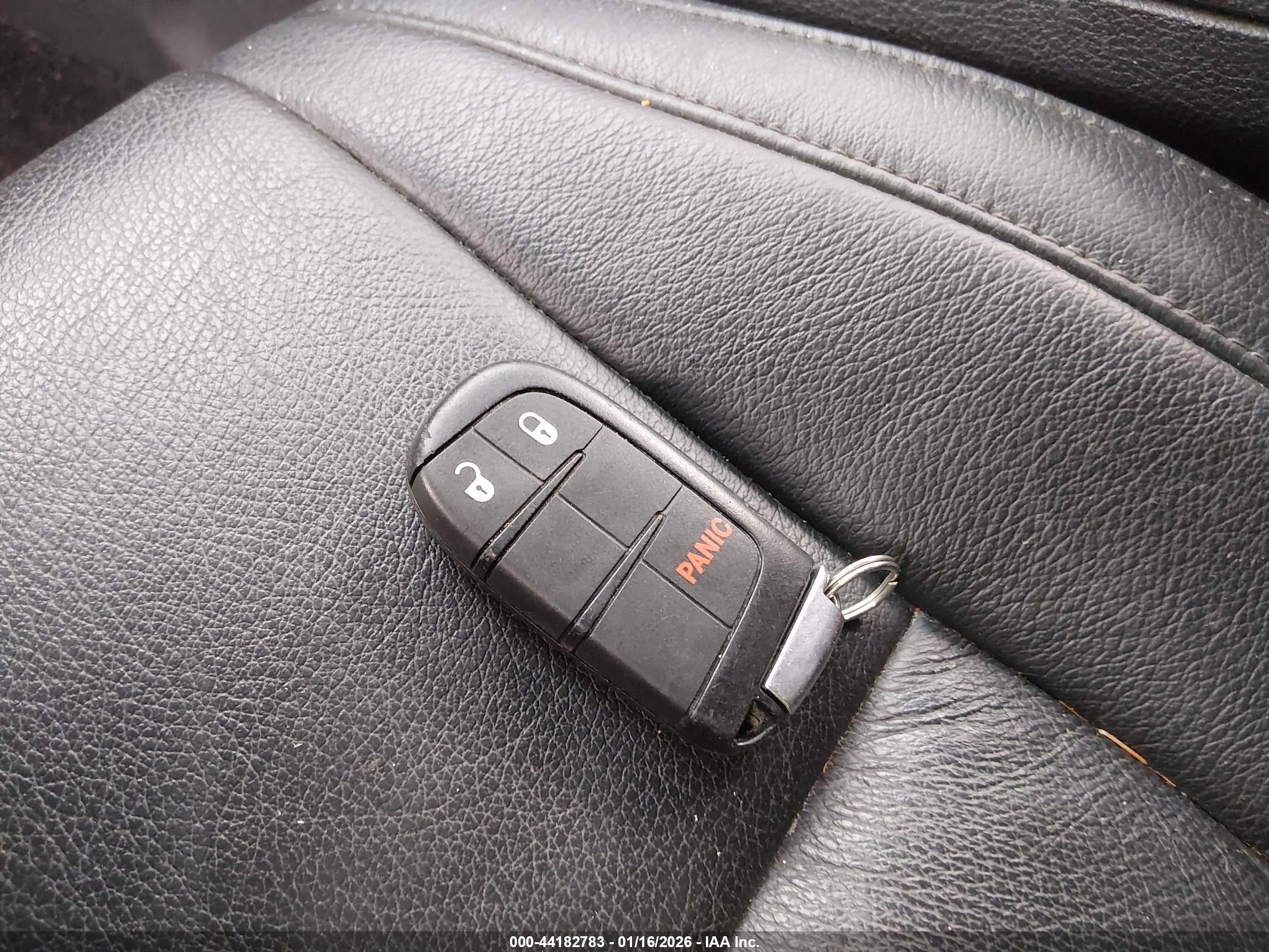 JEEP GRAND image 11