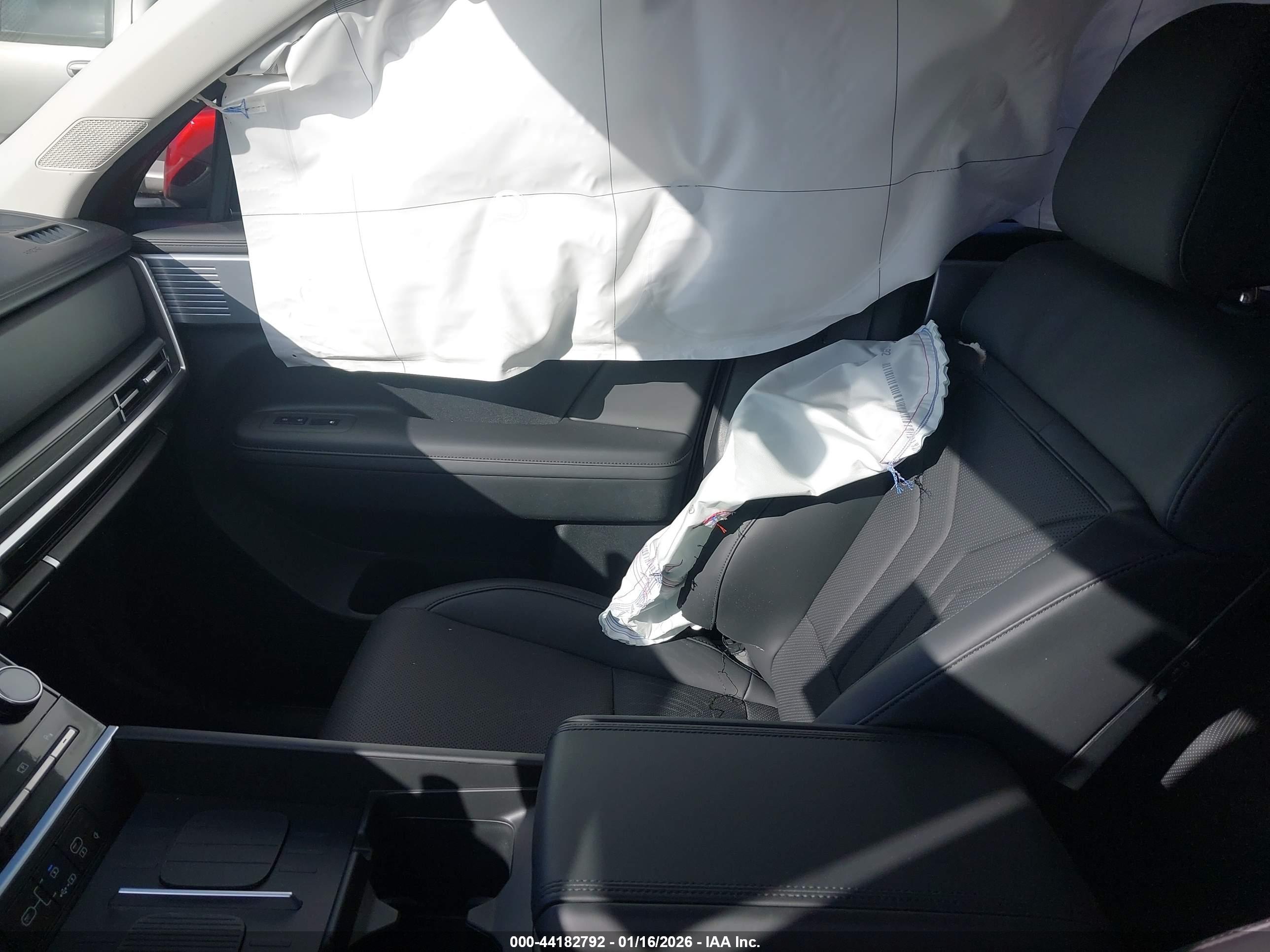 HYUNDAI SANTA image 5