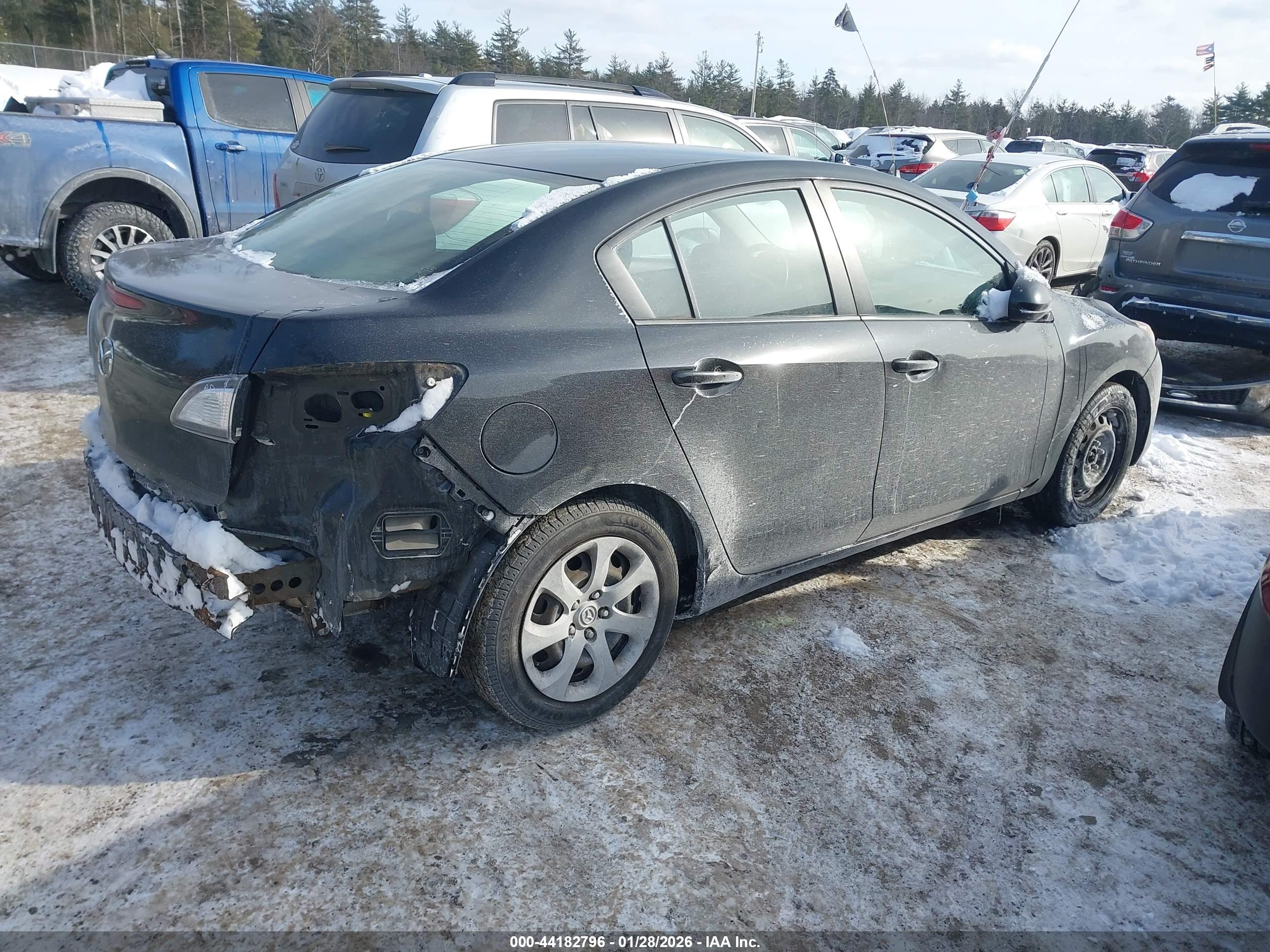 MAZDA MAZDA3 image 4