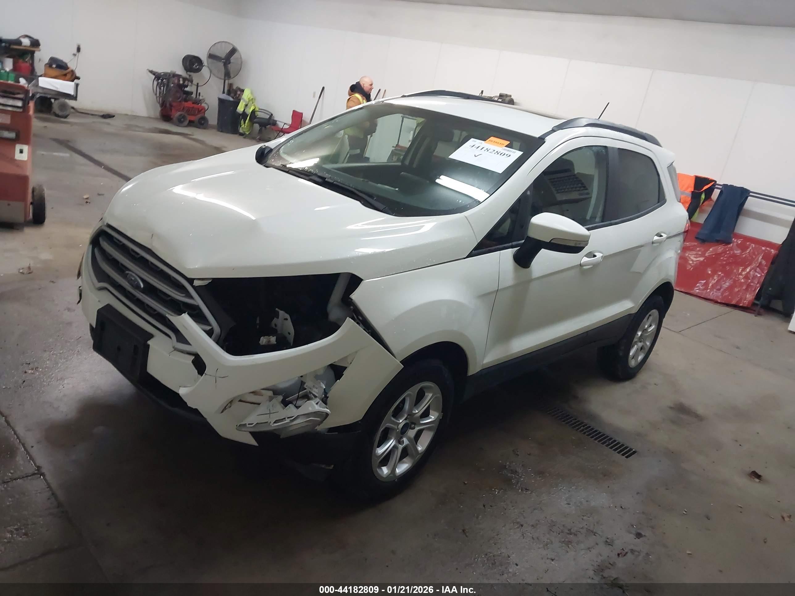 FORD ECOSPORT image 2