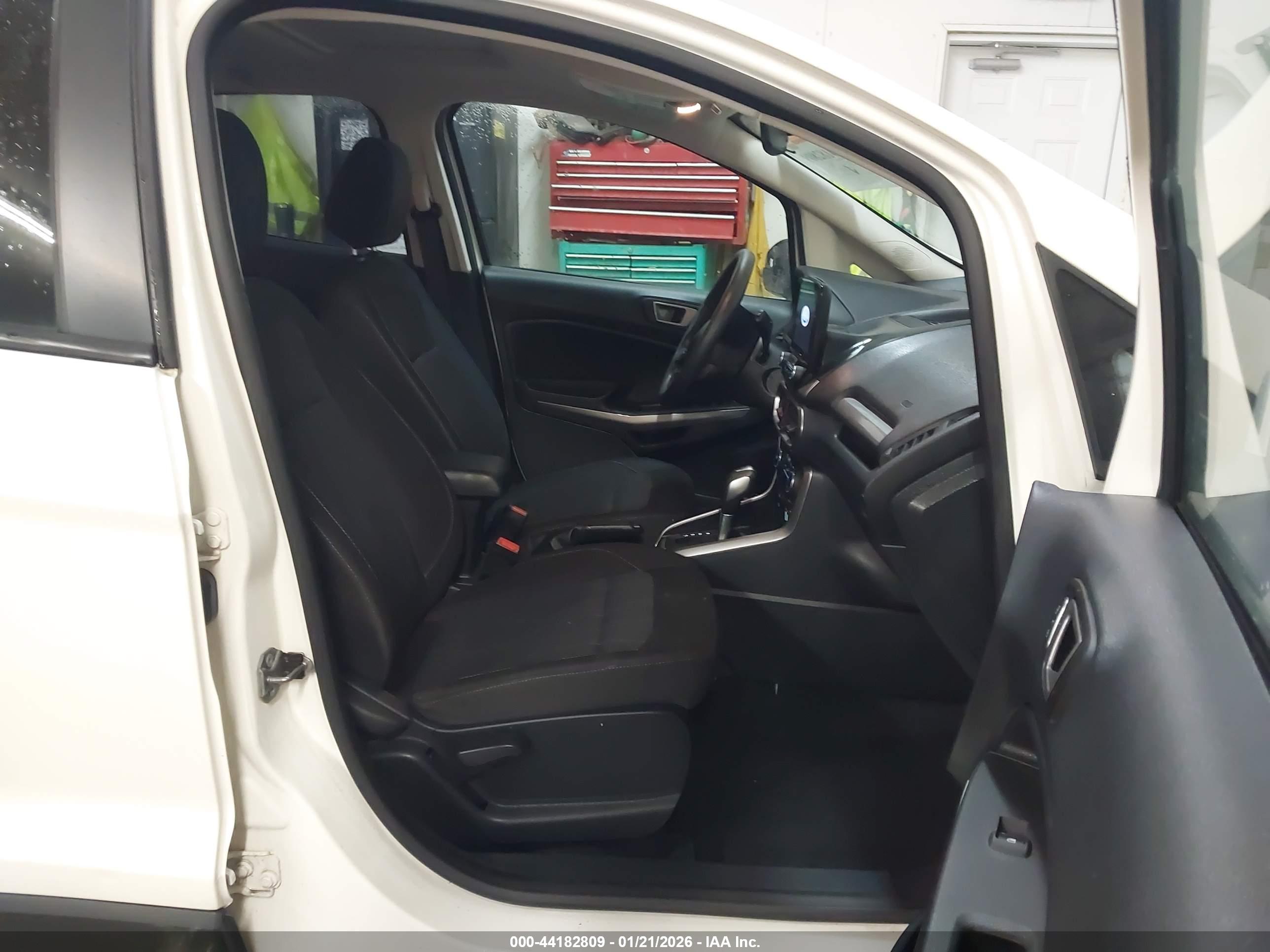 FORD ECOSPORT image 5