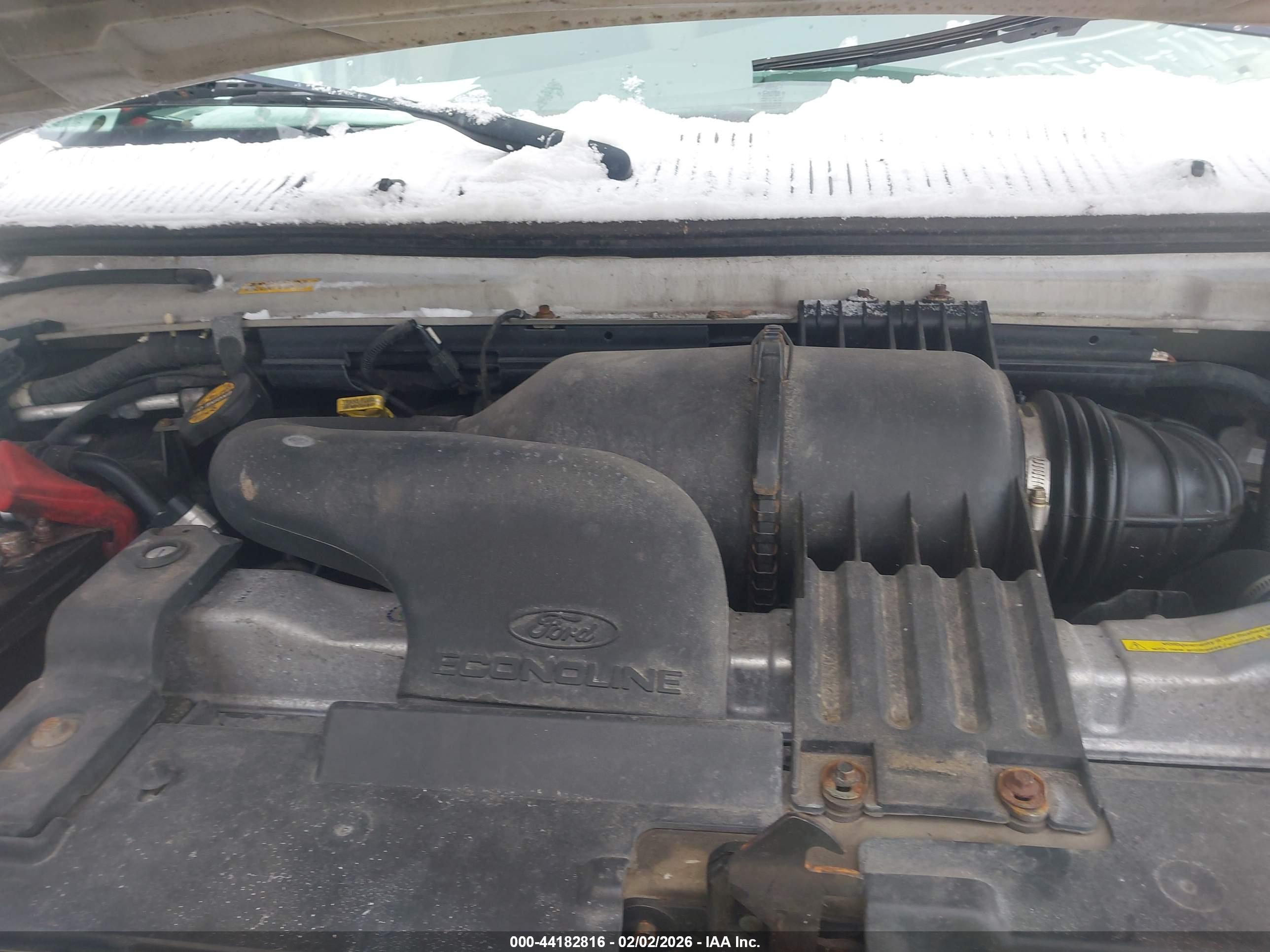 FORD E-450 image 10