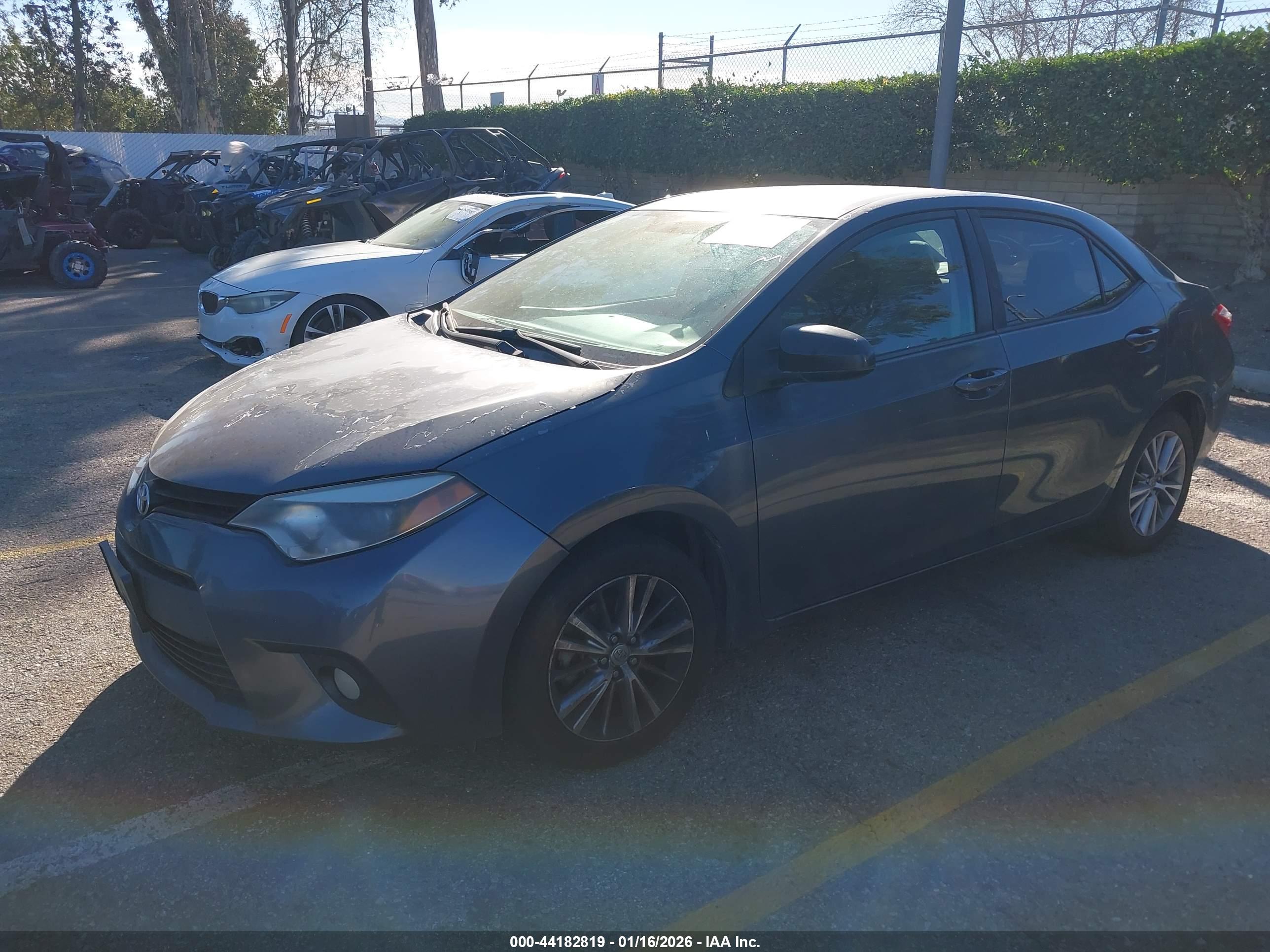 TOYOTA COROLLA image 2