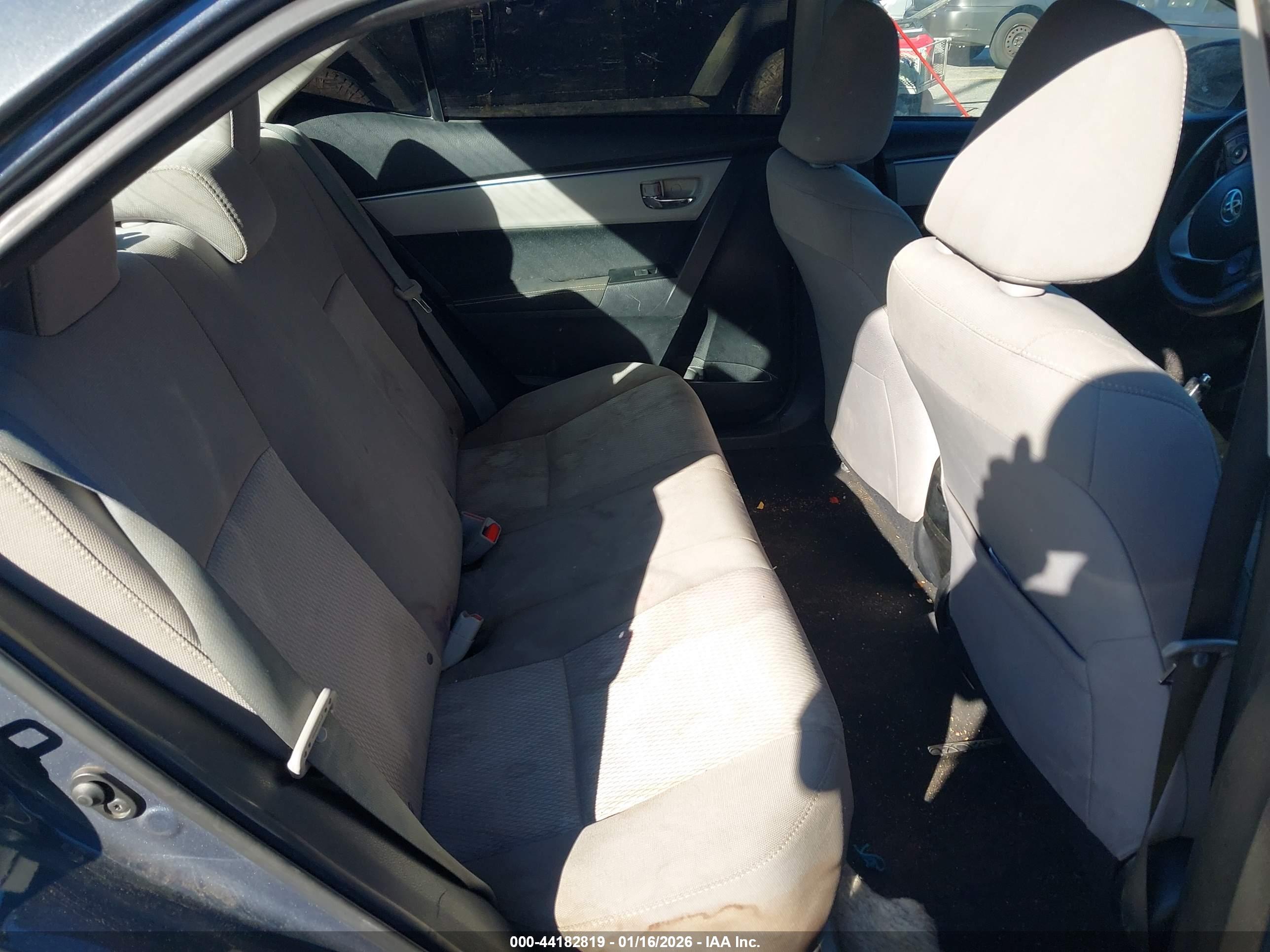 TOYOTA COROLLA image 8