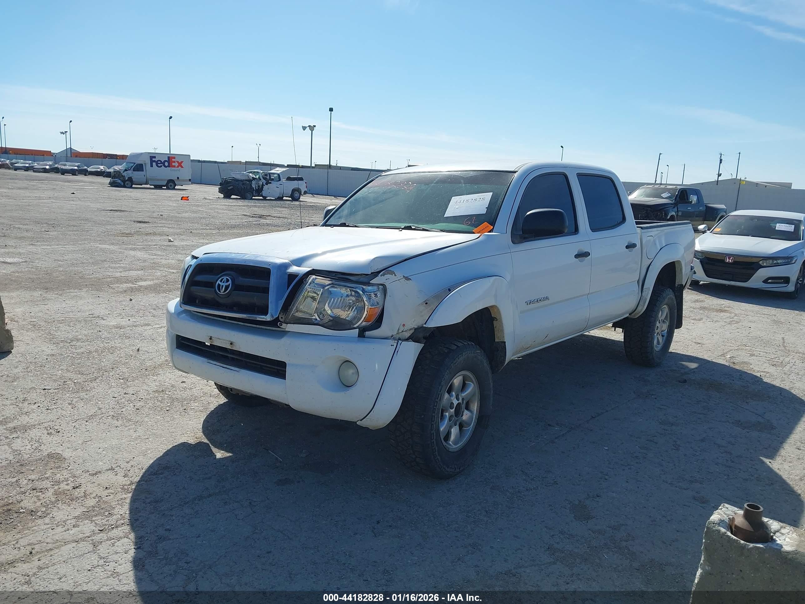 TOYOTA TACOMA image 2