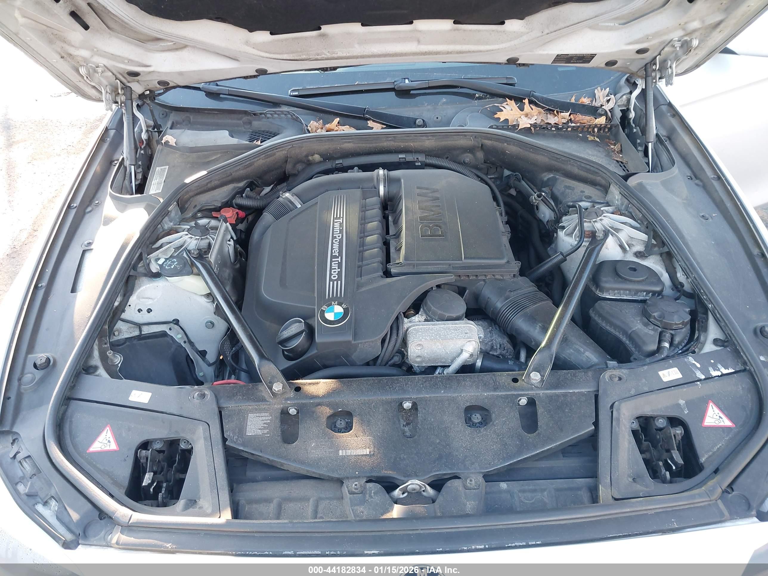 BMW 535I image 10