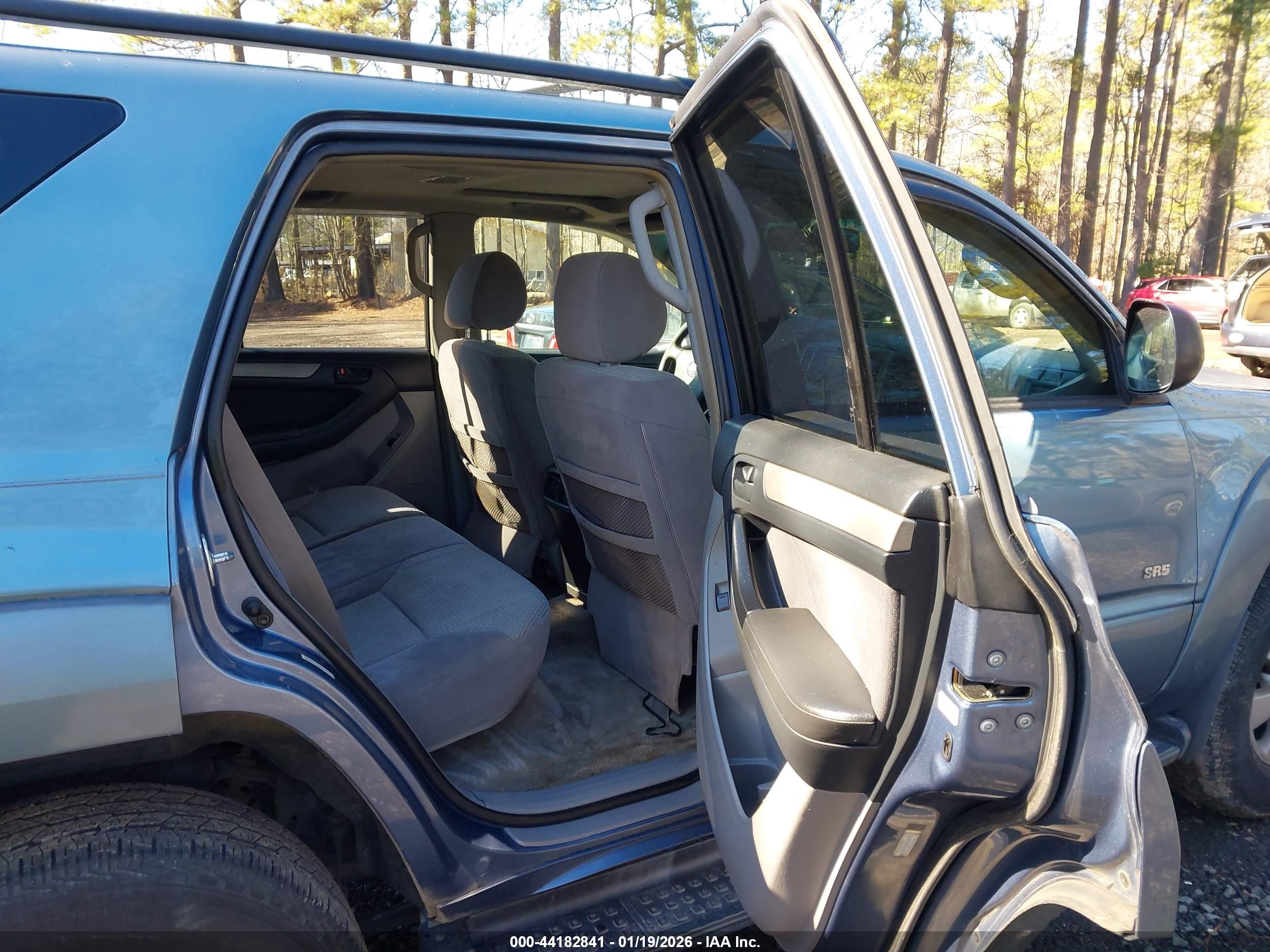 TOYOTA 4RUNNER image 8