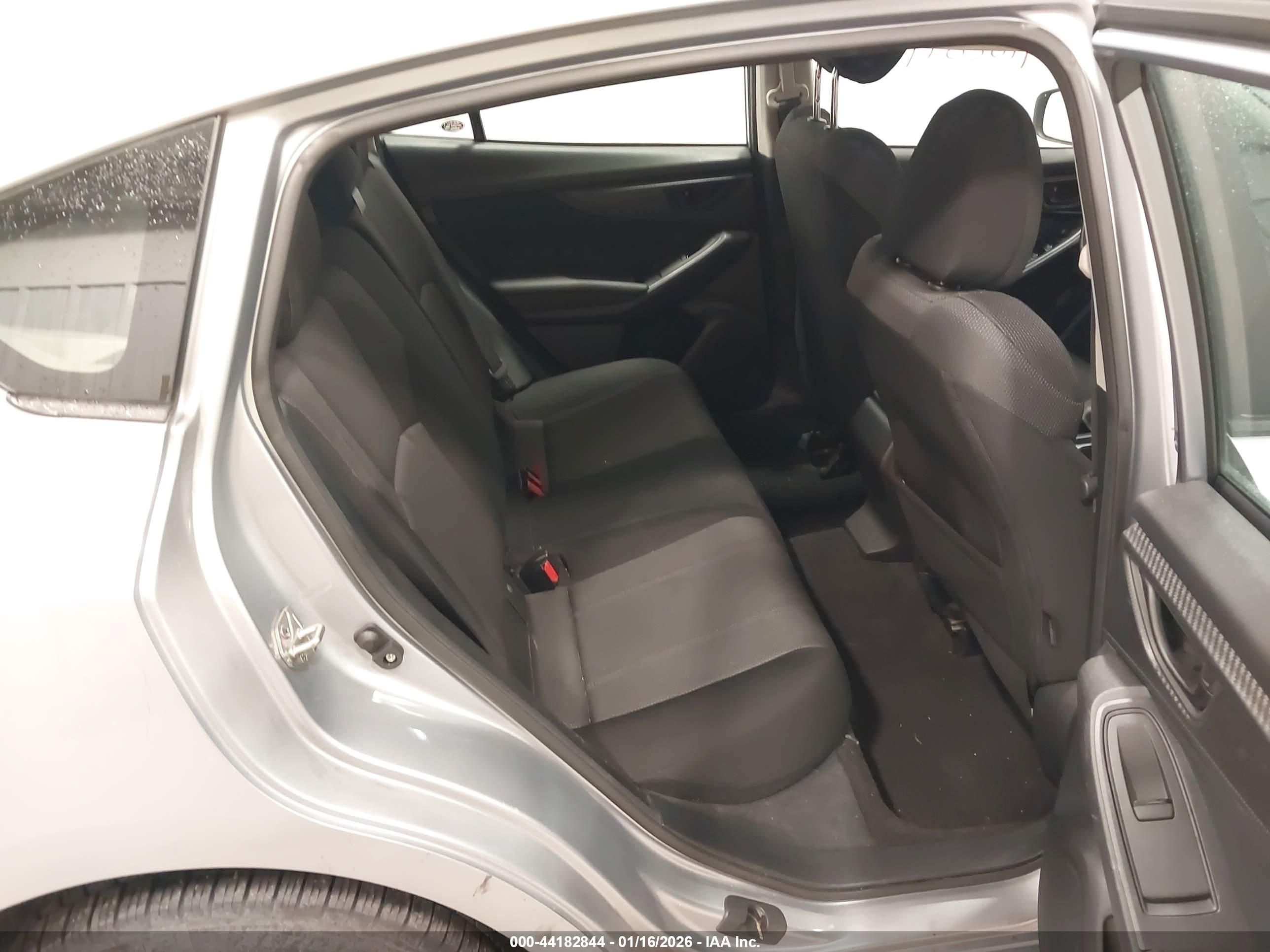 SUBARU IMPREZA image 8