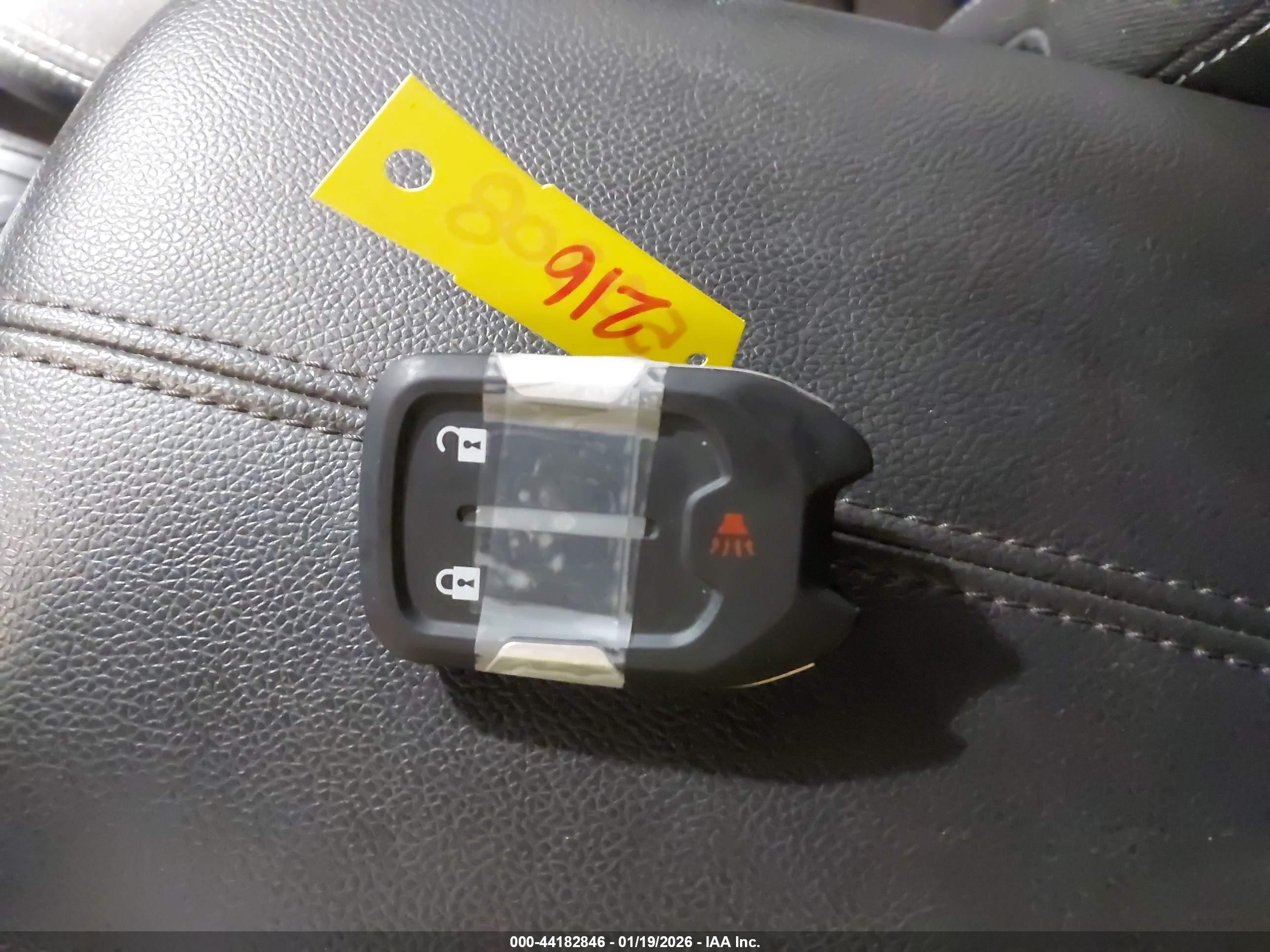 GMC TERRAIN image 11