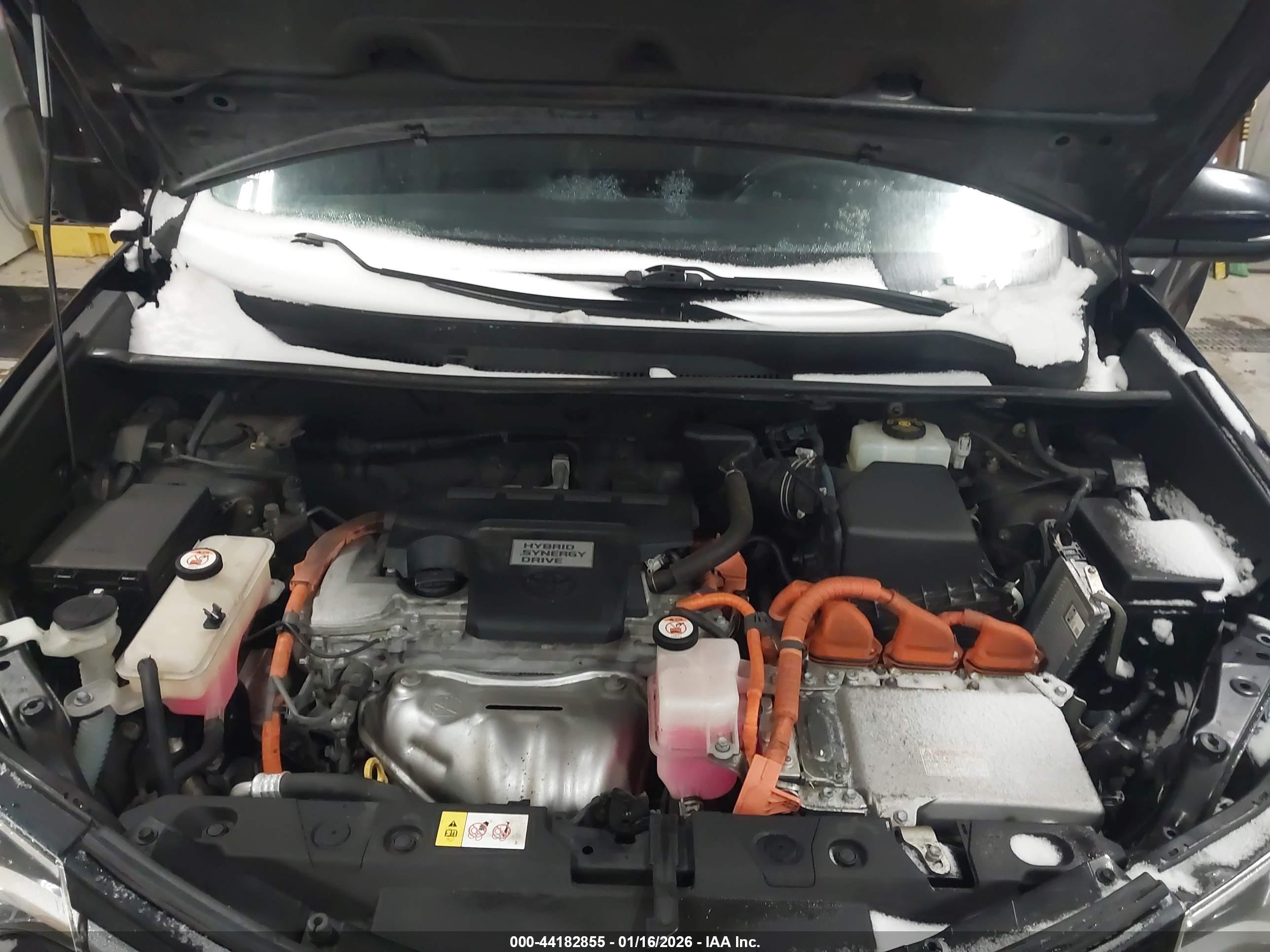 TOYOTA RAV4 image 10