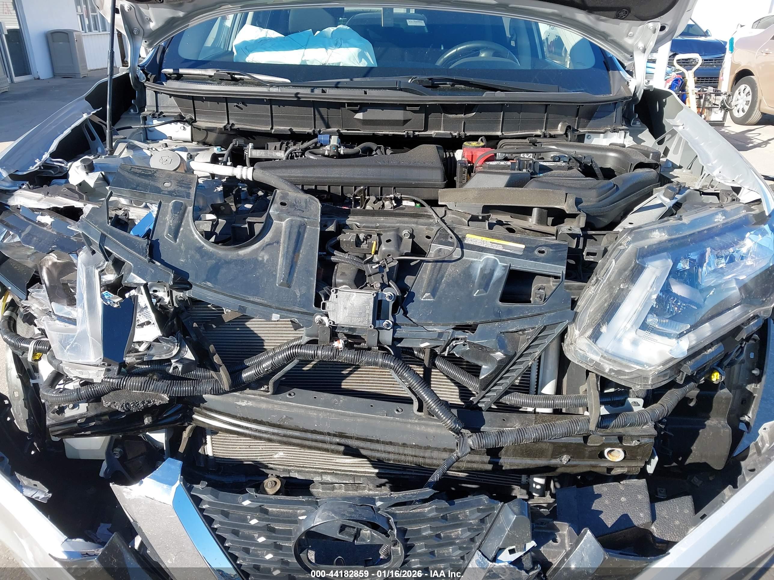 NISSAN ROGUE image 10