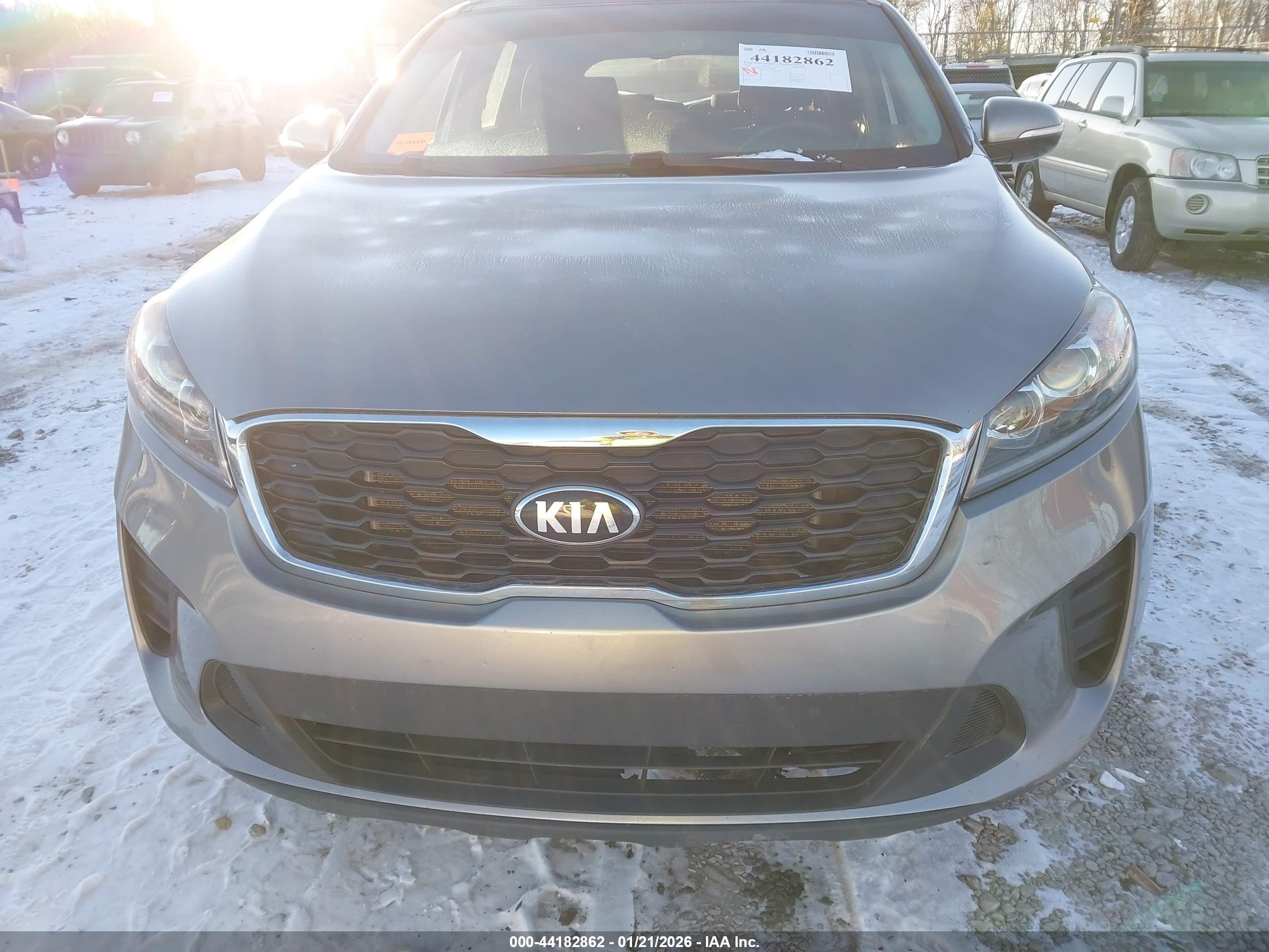 KIA SORENTO image 6