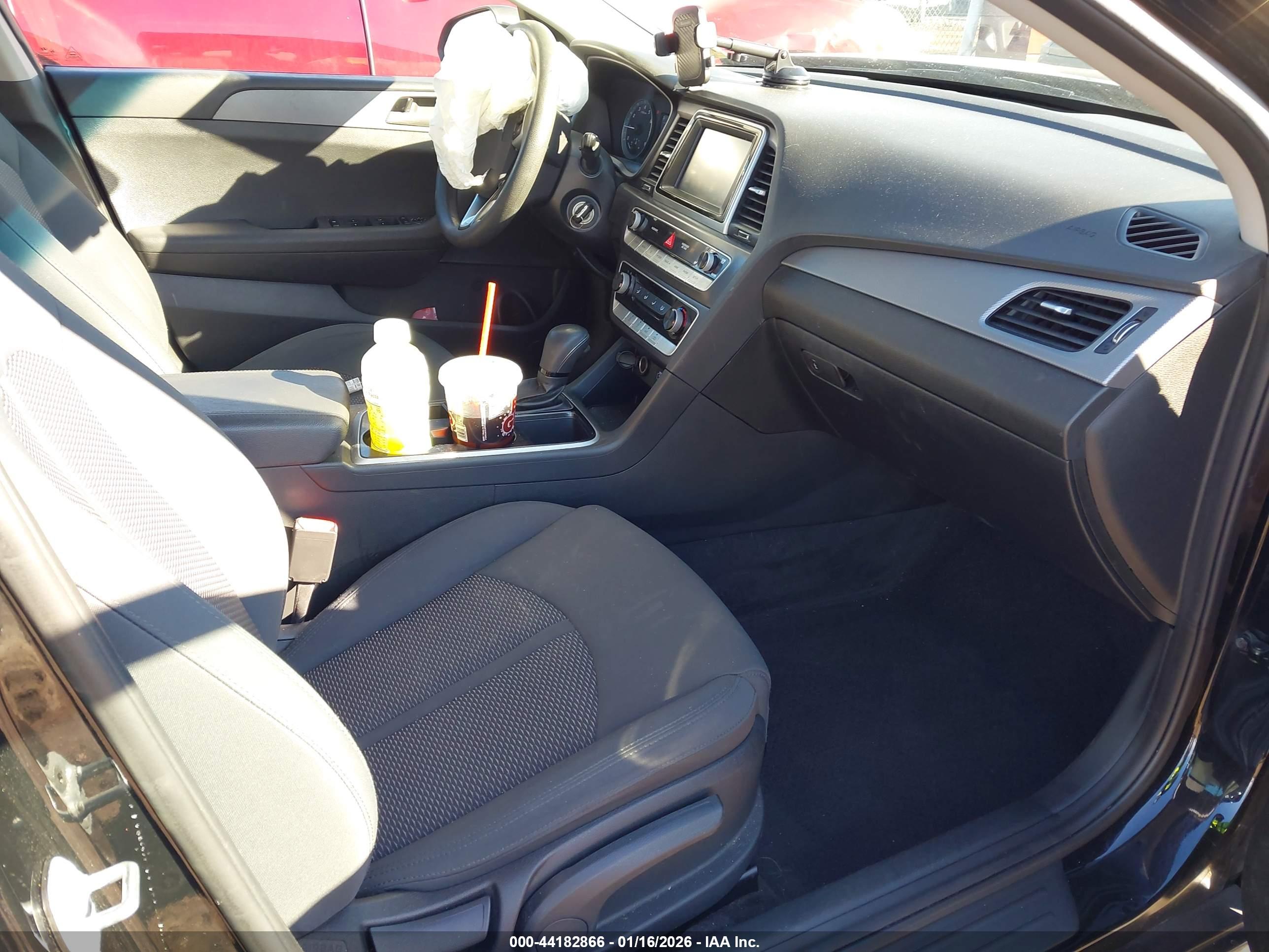 HYUNDAI SONATA image 5