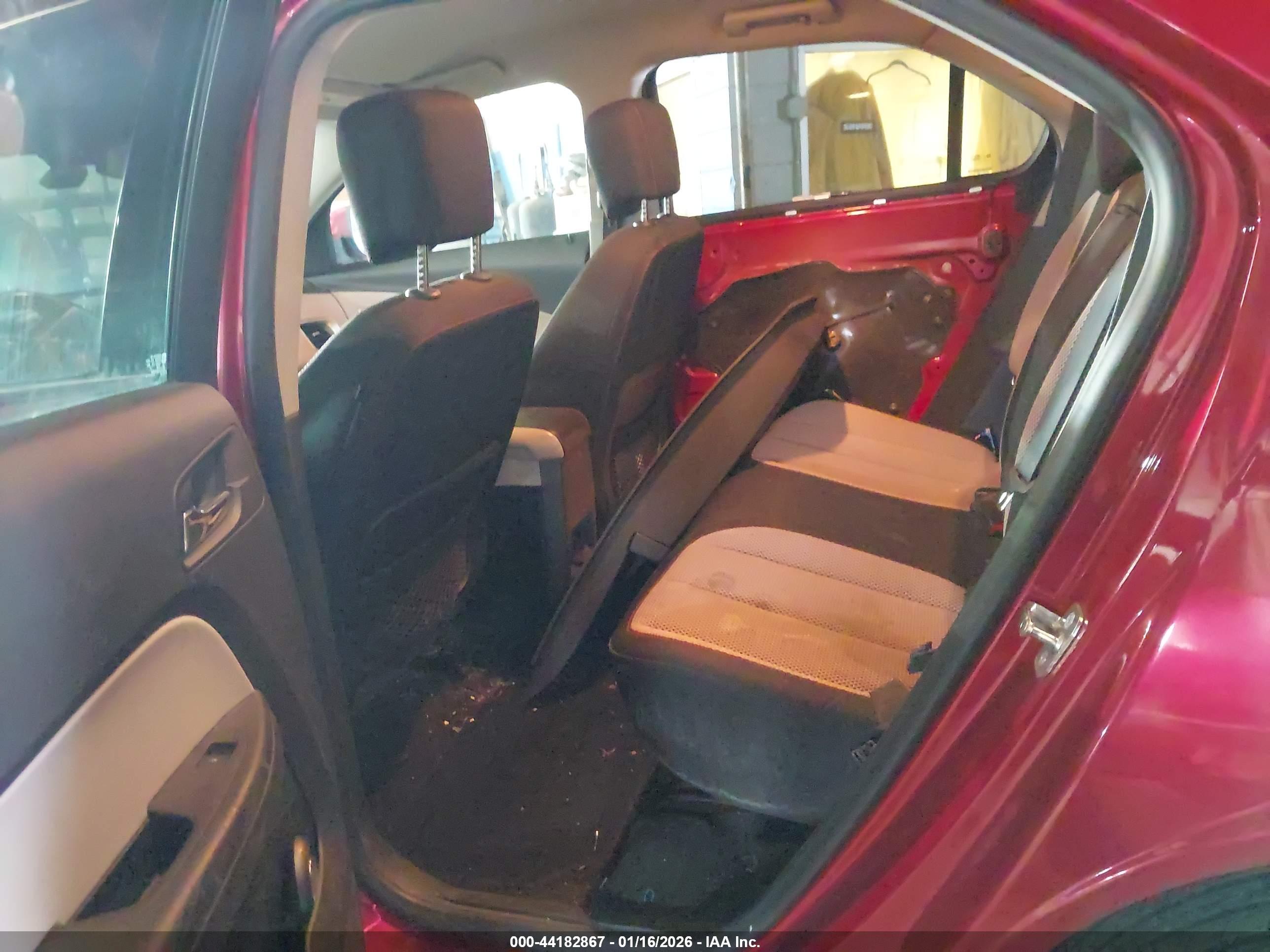 CHEVROLET EQUINOX image 8