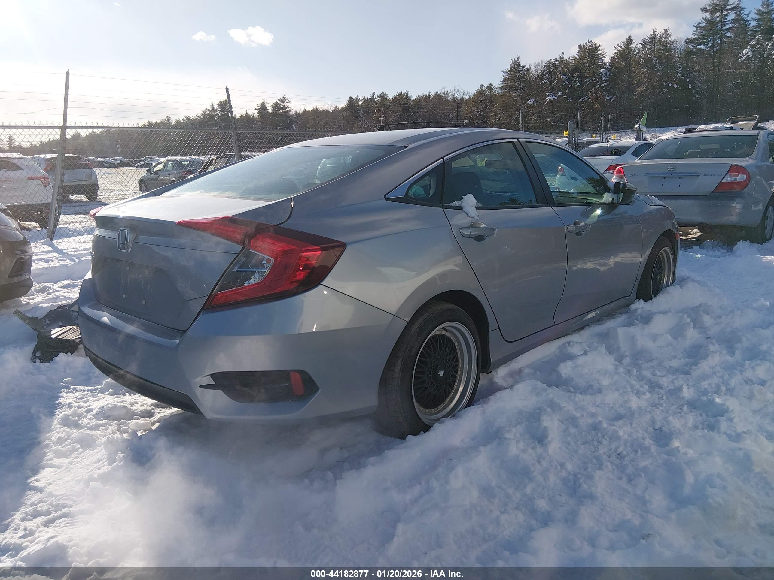 HONDA CIVIC image 4