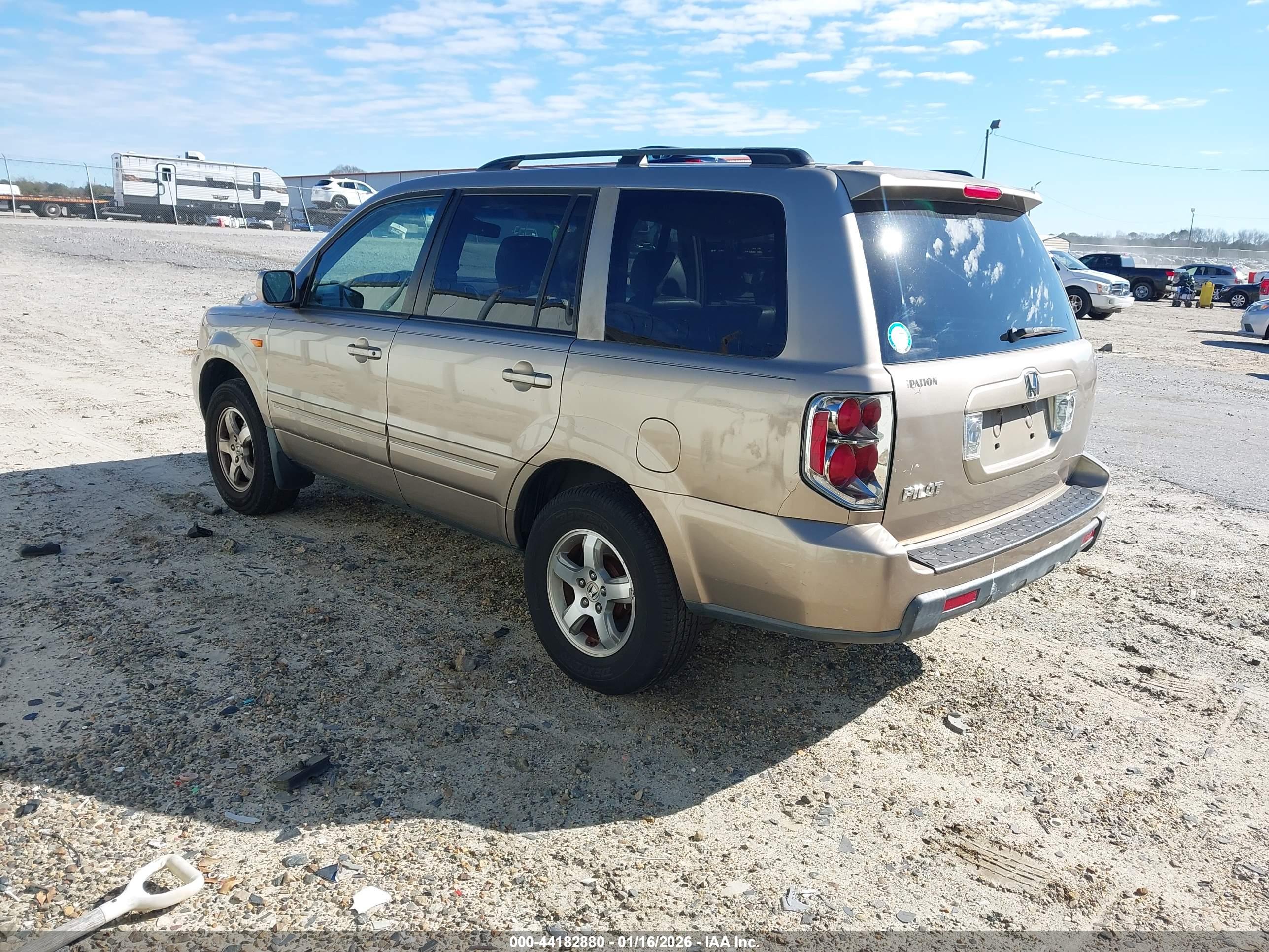 HONDA PILOT image 3