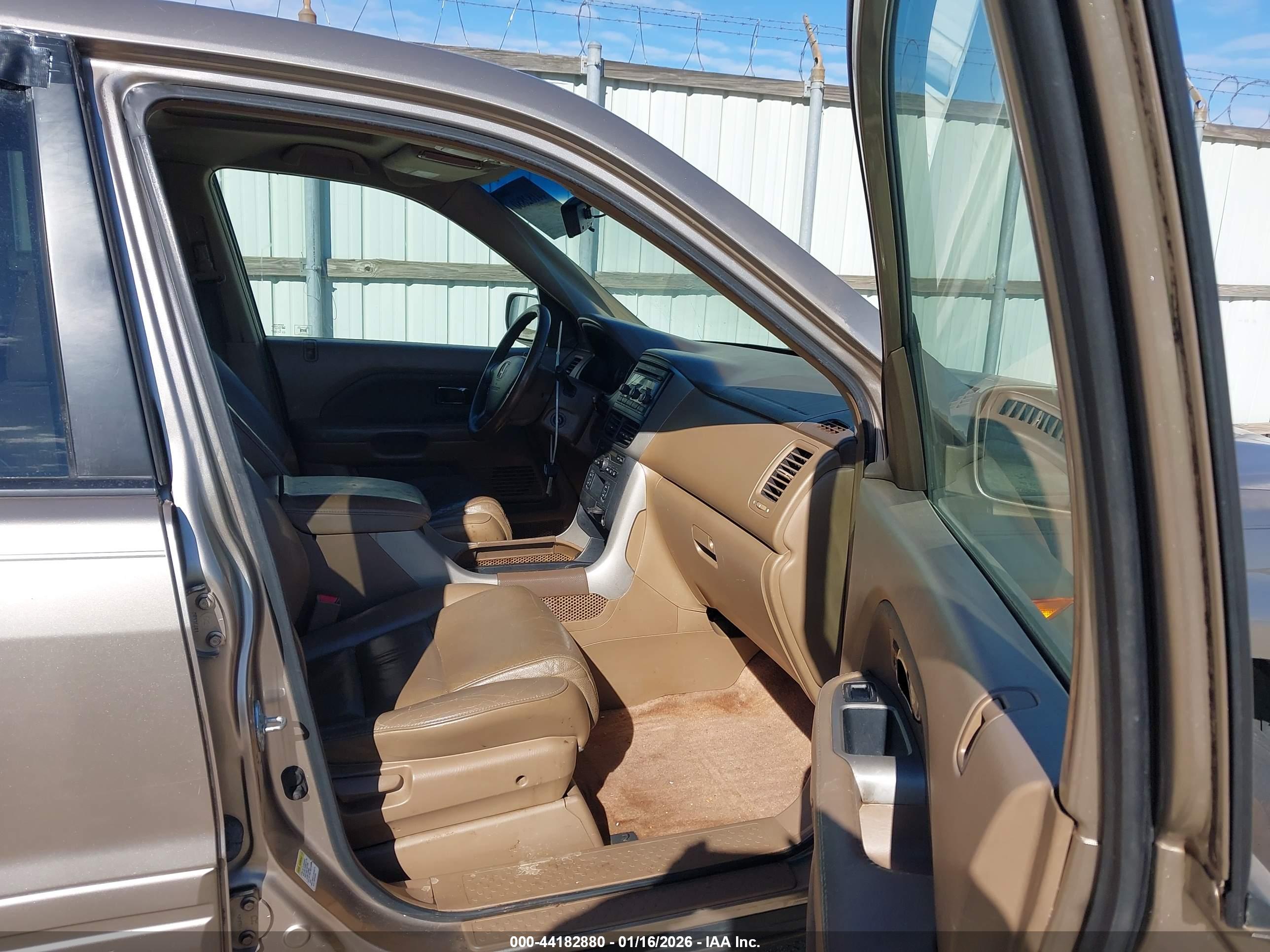 HONDA PILOT image 5