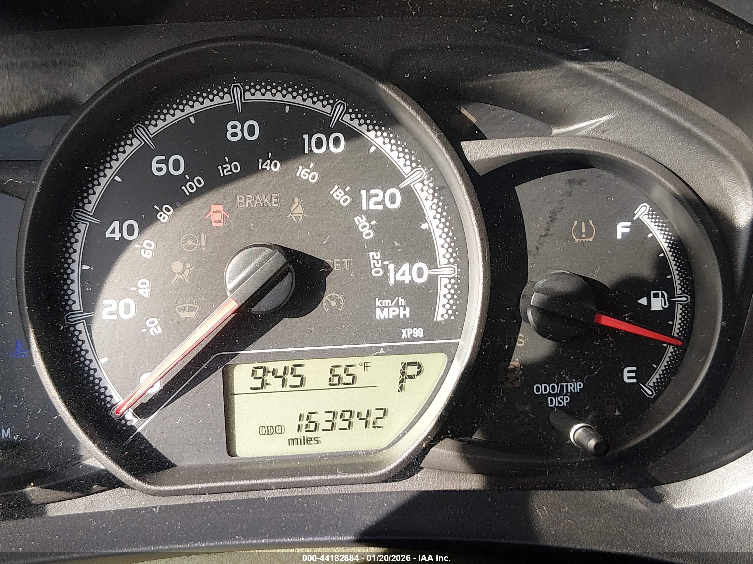 TOYOTA YARIS image 7