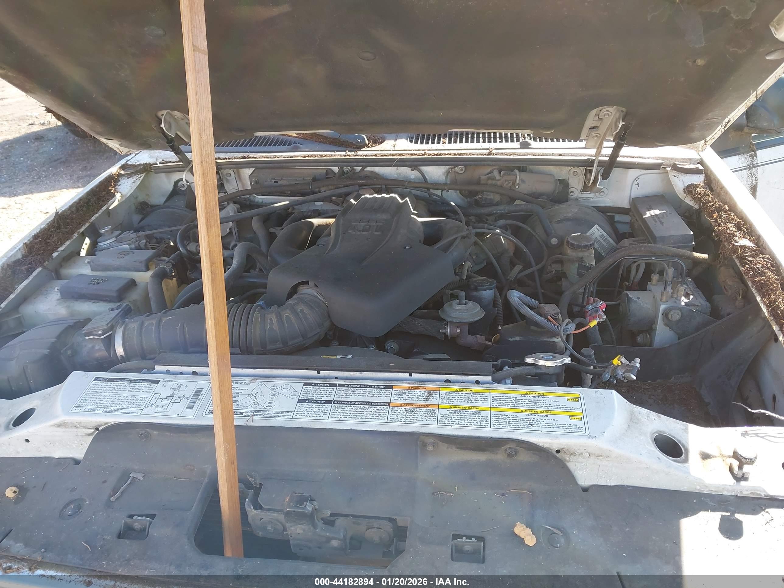 FORD EXPLORER image 10