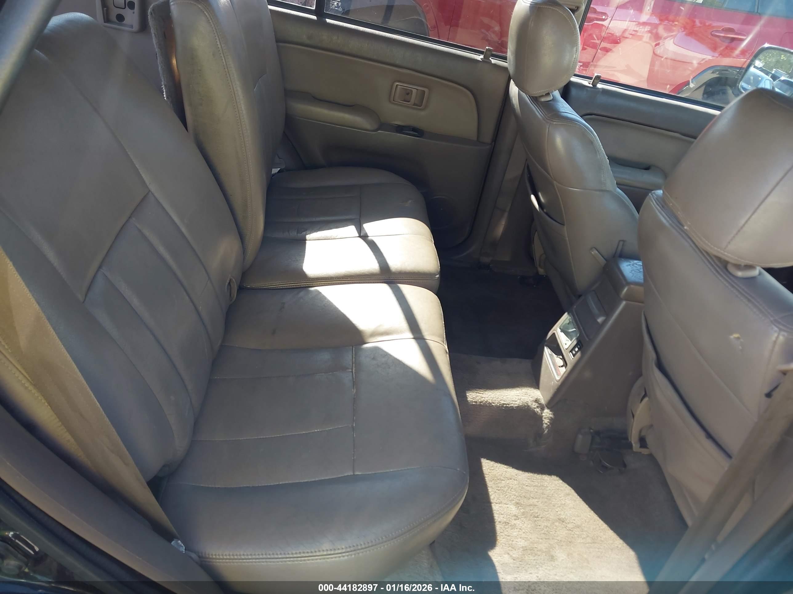 TOYOTA 4RUNNER image 8
