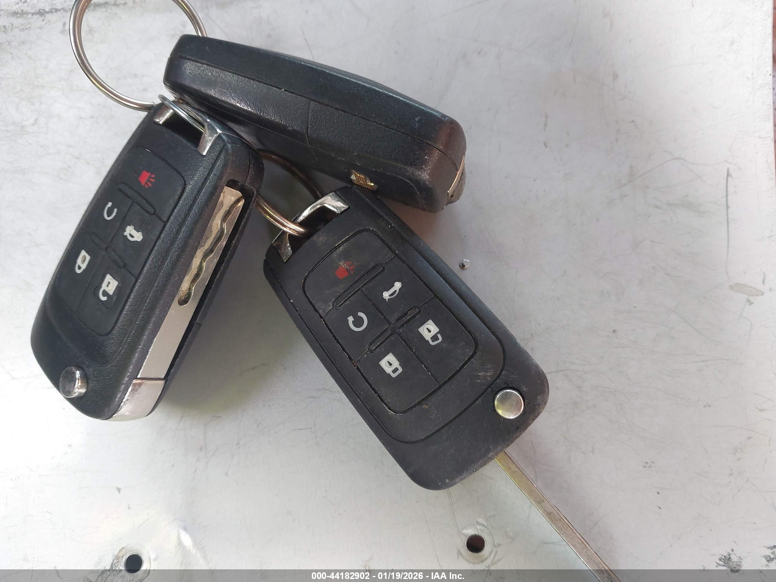 CHEVROLET EQUINOX image 11