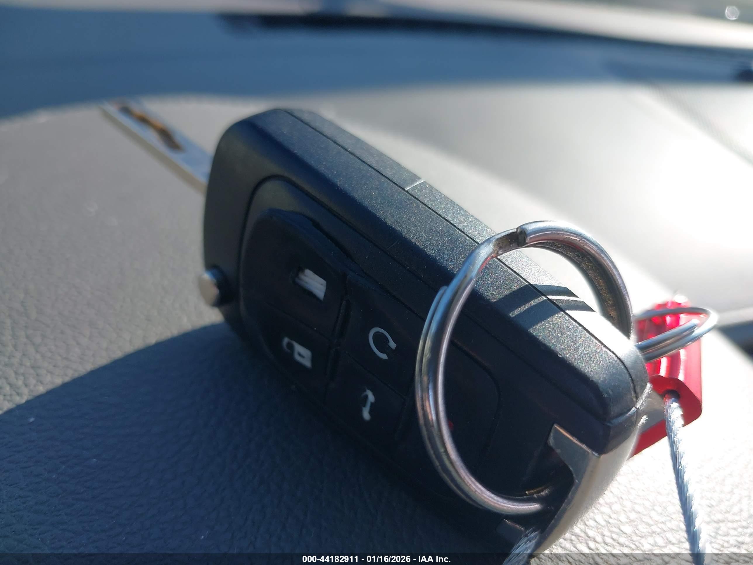 BUICK LACROSSE image 11