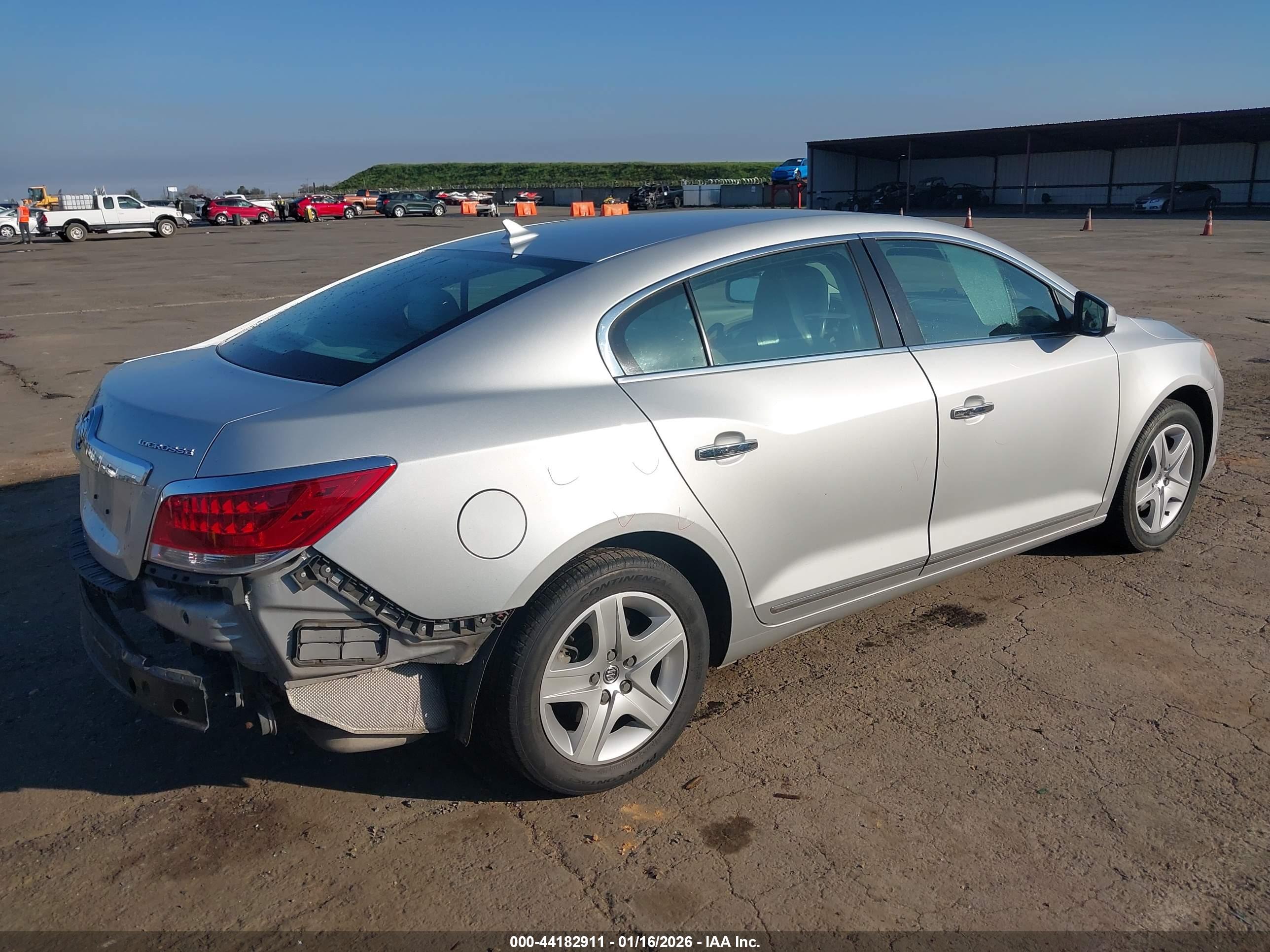BUICK LACROSSE image 4
