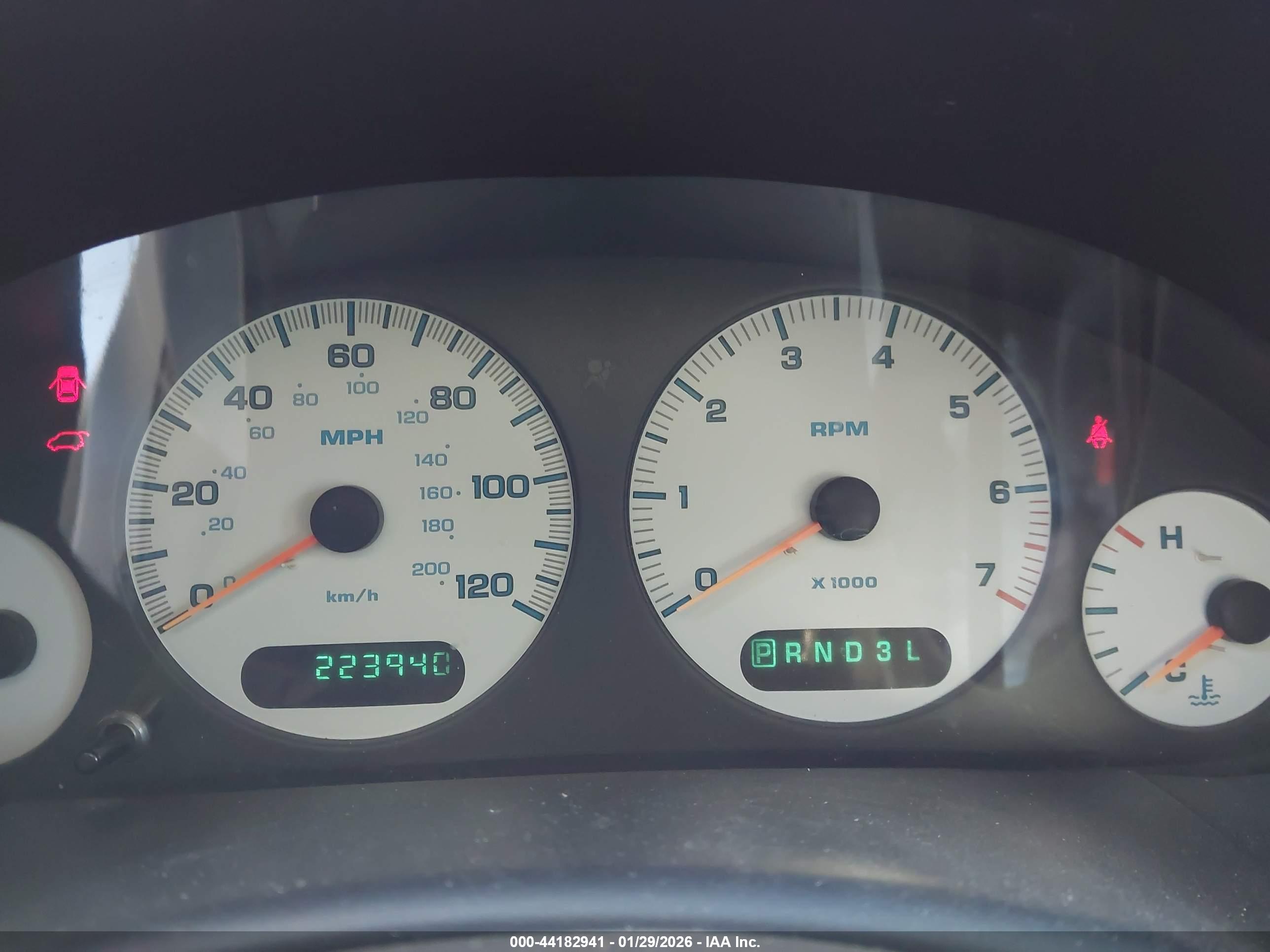 CHRYSLER TOWN image 7