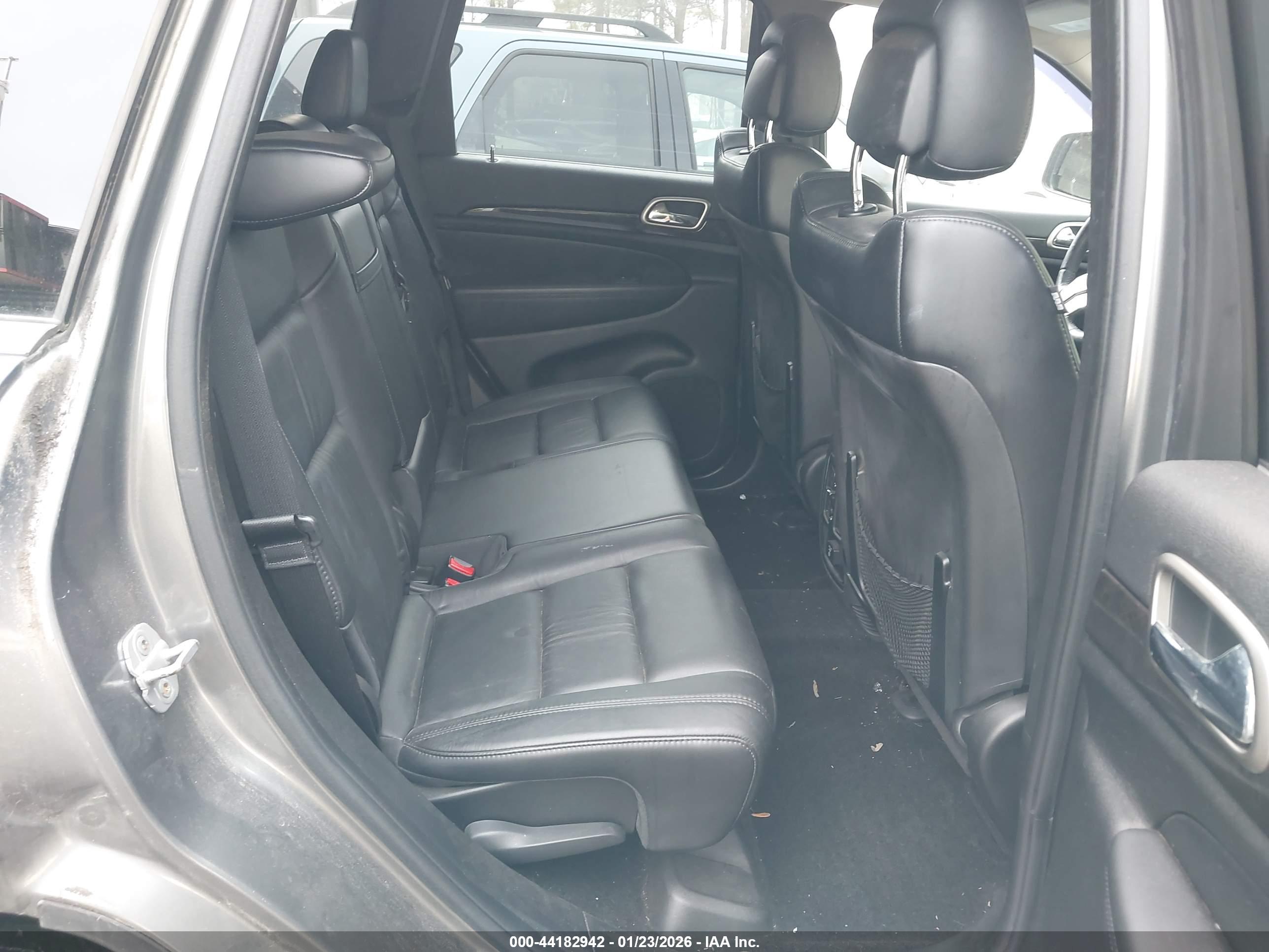 JEEP GRAND image 8