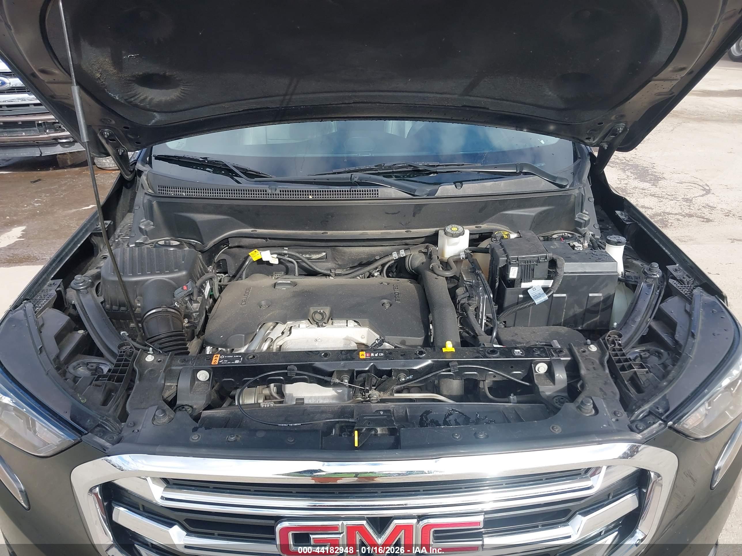 GMC TERRAIN image 10