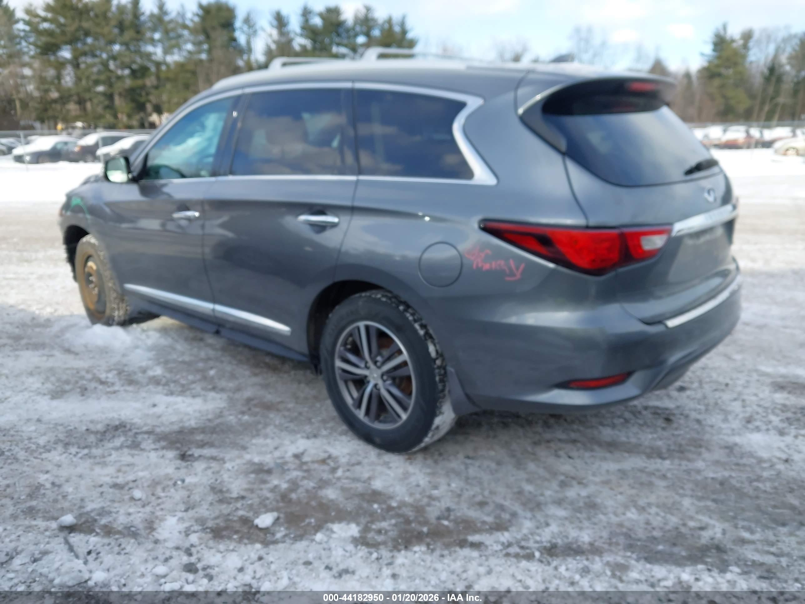 INFINITI QX60 image 3