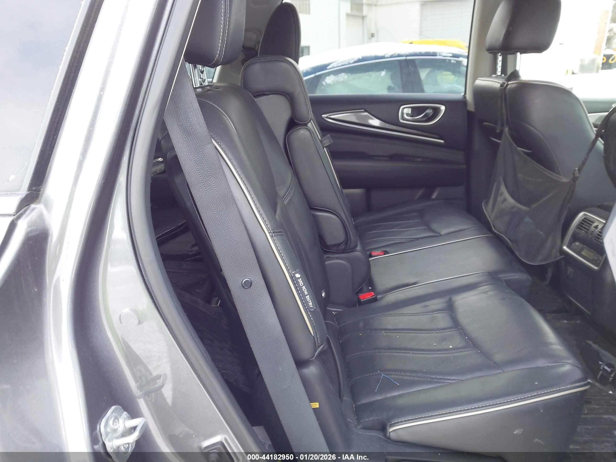 INFINITI QX60 image 8