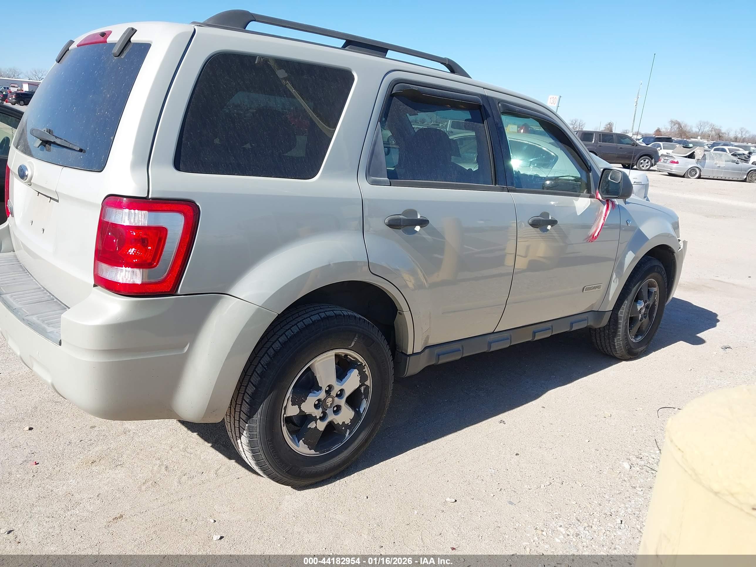 FORD ESCAPE image 4